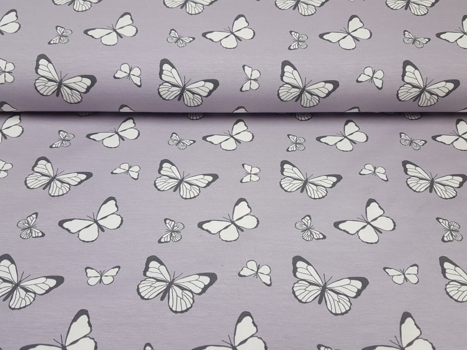 Einzelstück Butterfly lilagrau/weiss/bunt