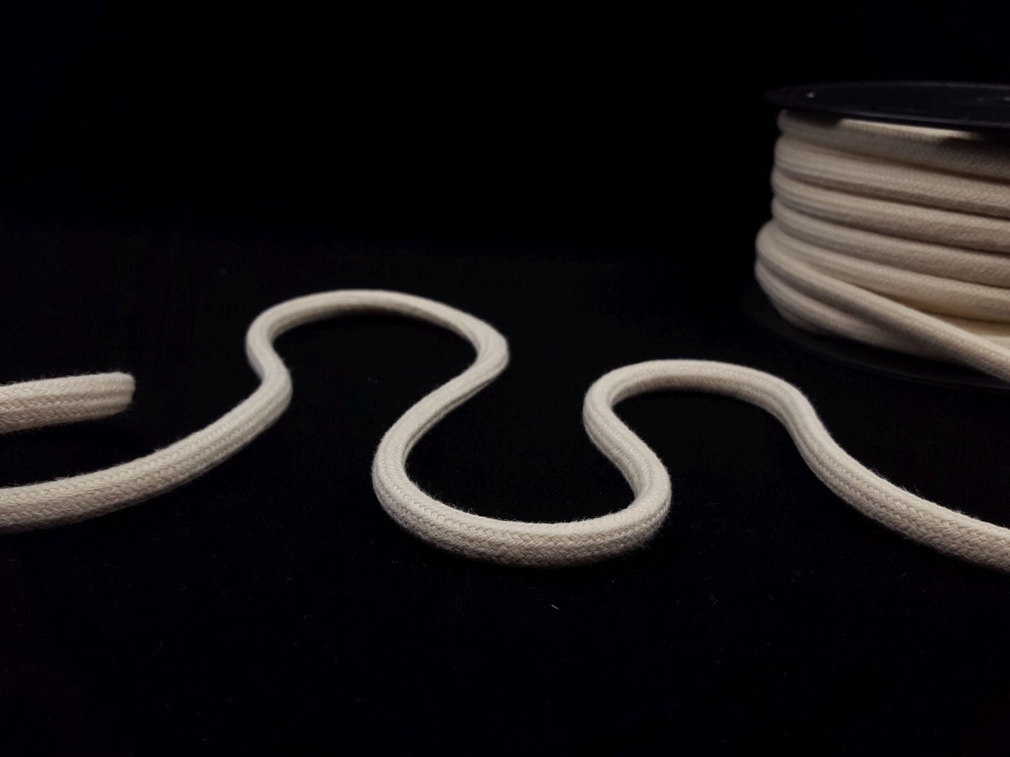 8mm Baumwollkordel rund-geflochten, beige