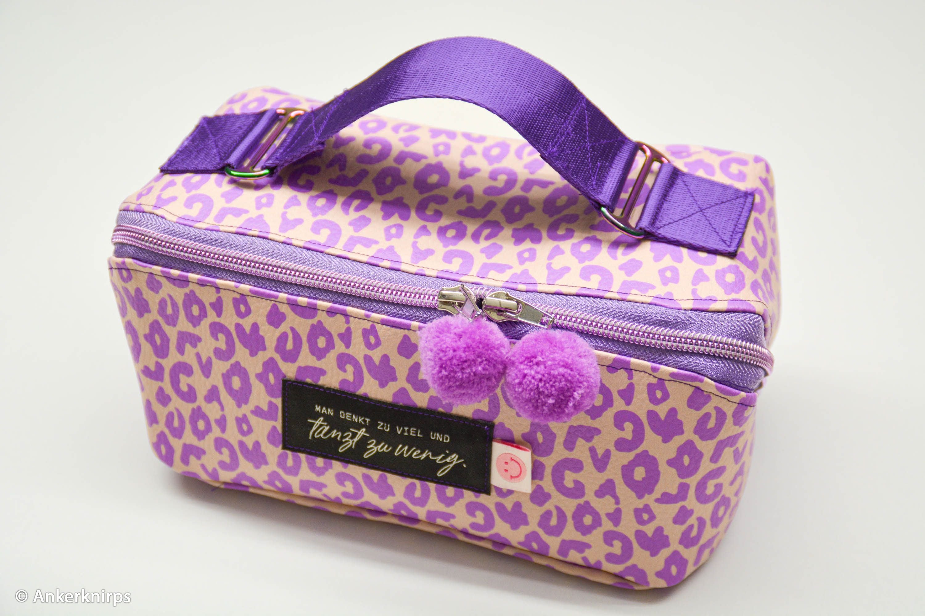 Brush & Wild Leo by Cherry Picking