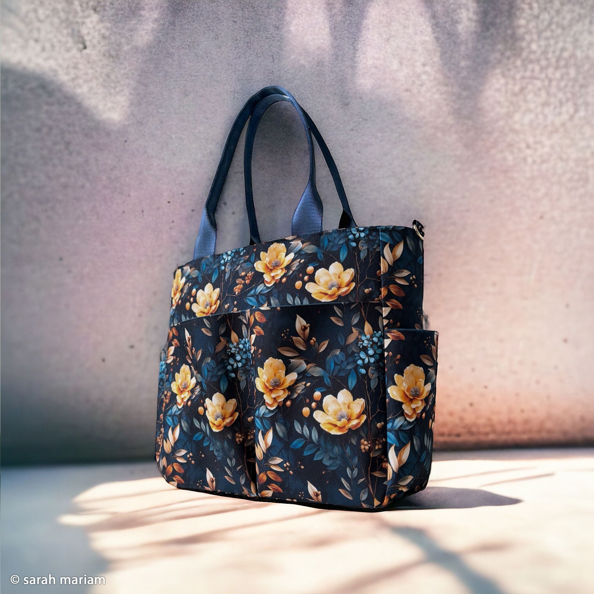 Flowing Bloom by Sarah Mariam dunkelblau/petrol/caramel