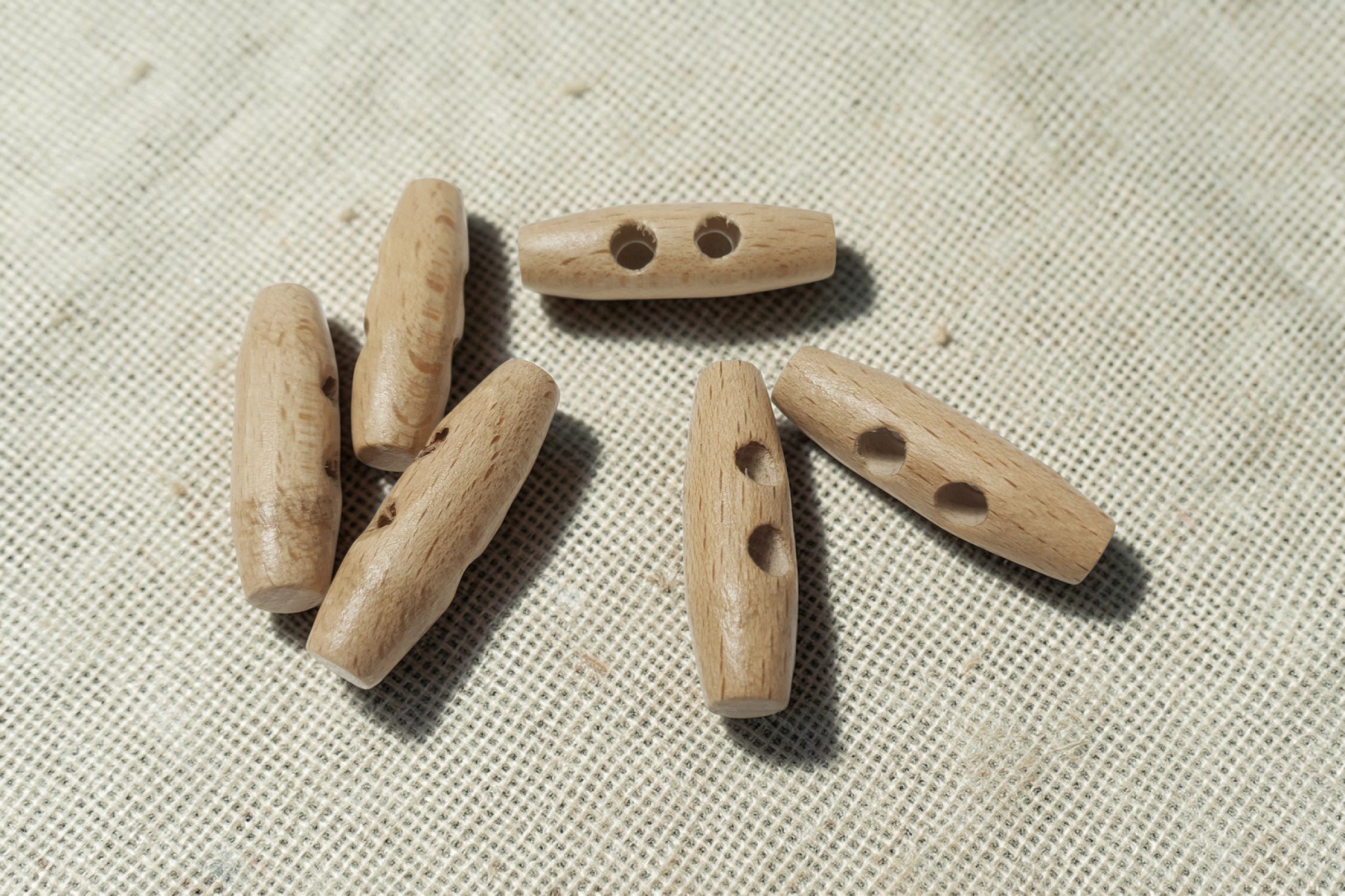 Holzknebelknöpfe 38mm hellbraun