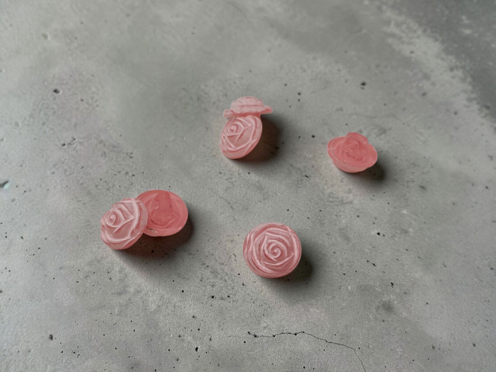 Kunststoffknöpfe Roses 11mm