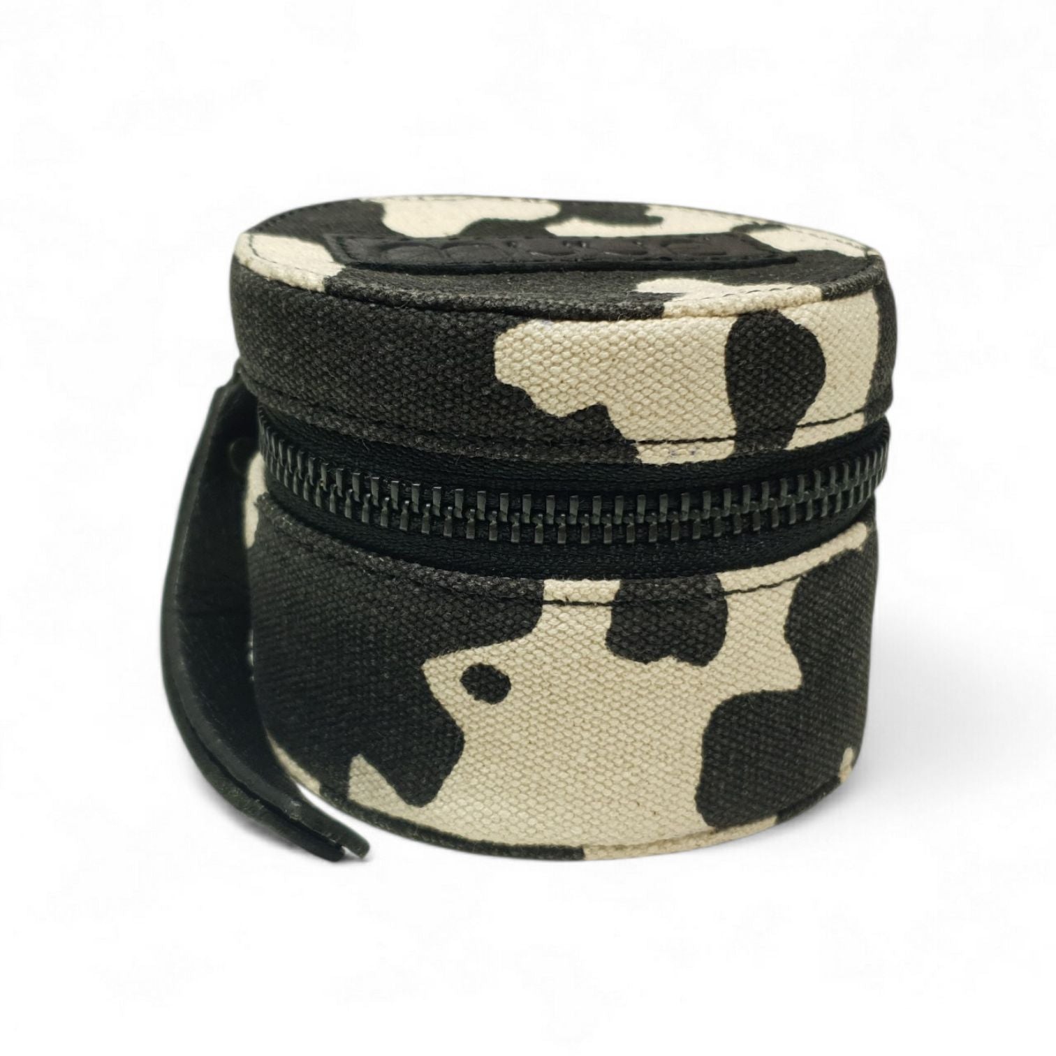 Muud Helsinki Case Canvas cow