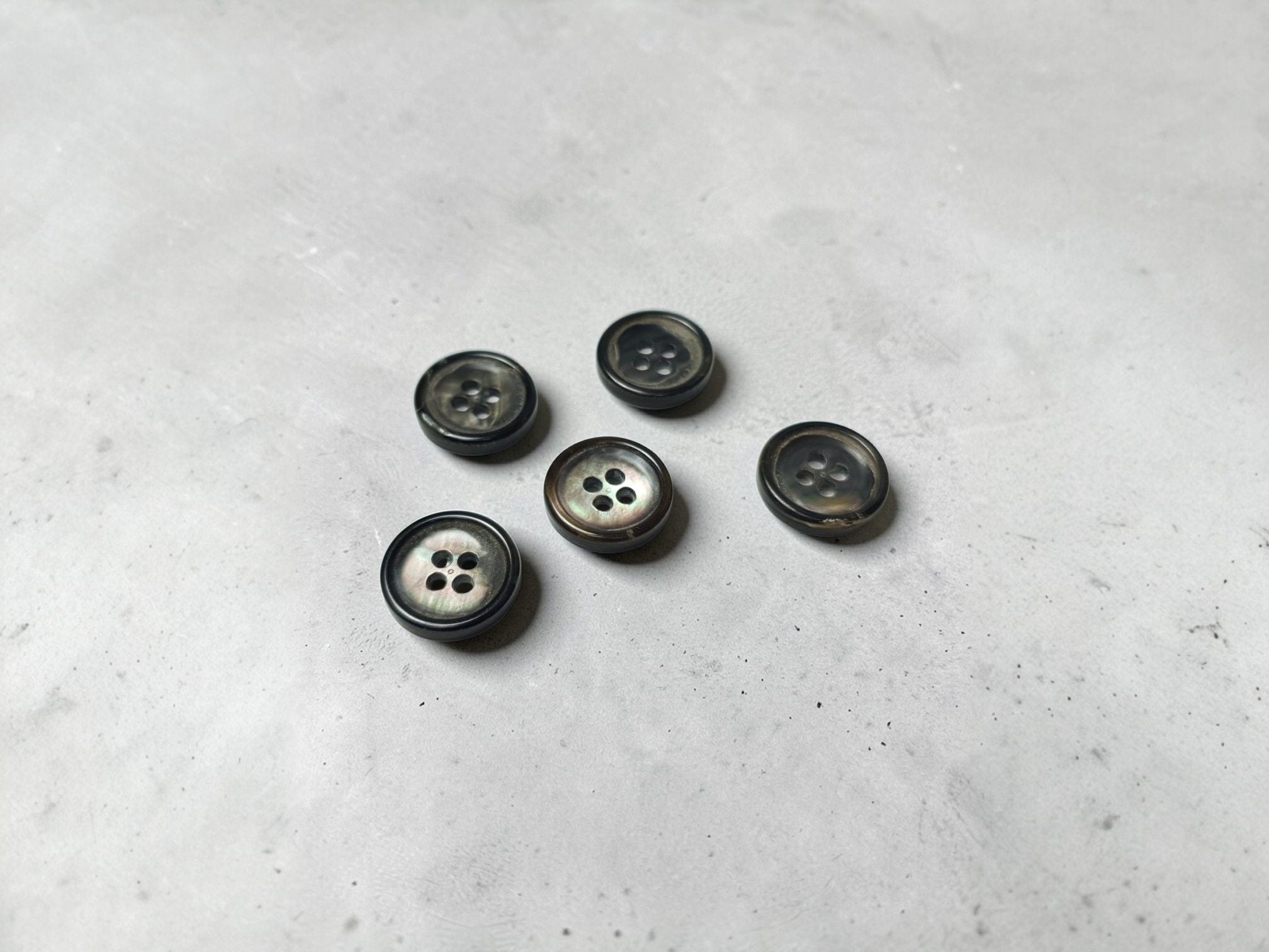 Perlmuttknöpfe 15mm