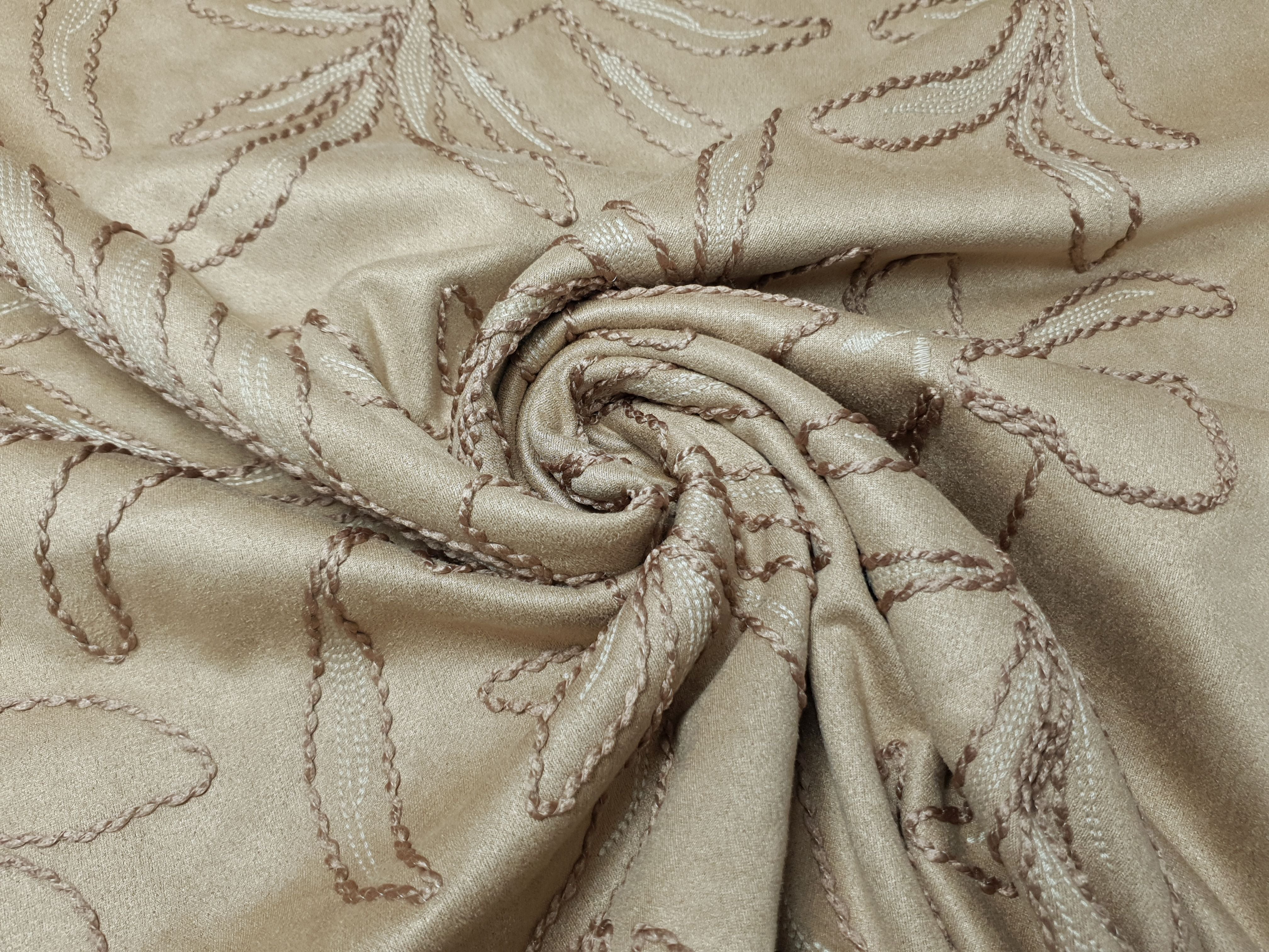 Suede Flowers beige