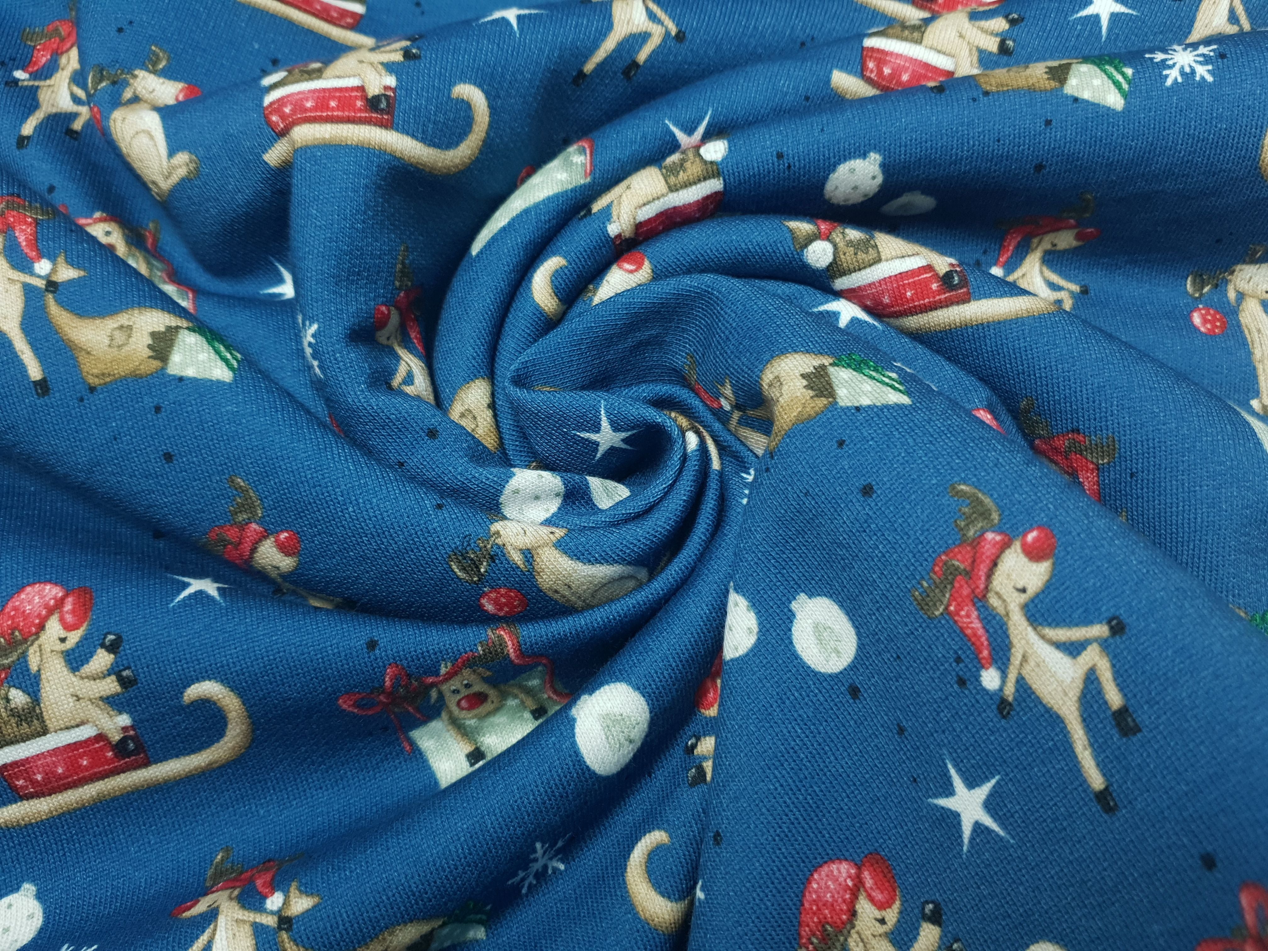 Winterwonderland by Sabine Marschall blau/beige/rot/offwhite