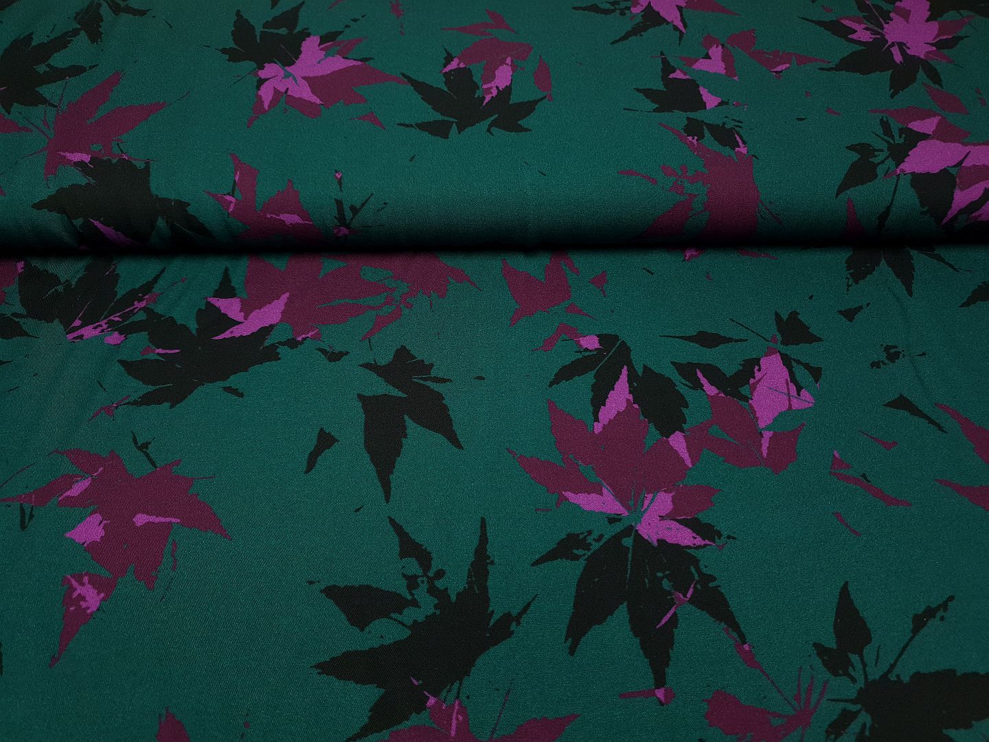 Acer by Thorsten Berger flaschengrün/schwarz/beere