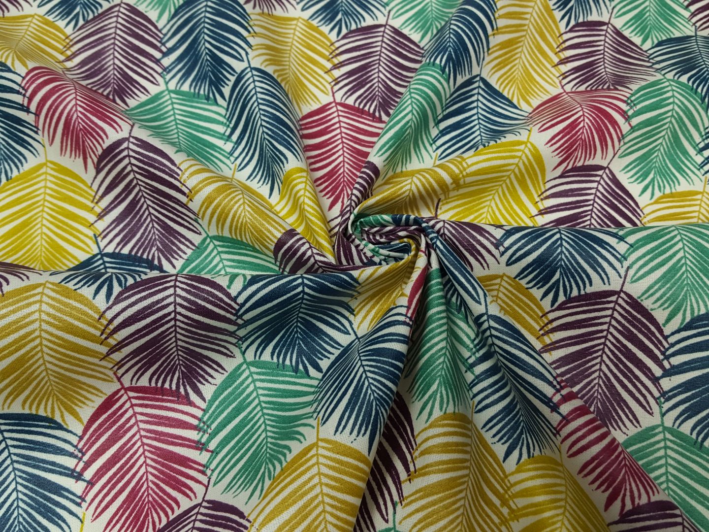 Areca offwhite/petrol/pink/türkis