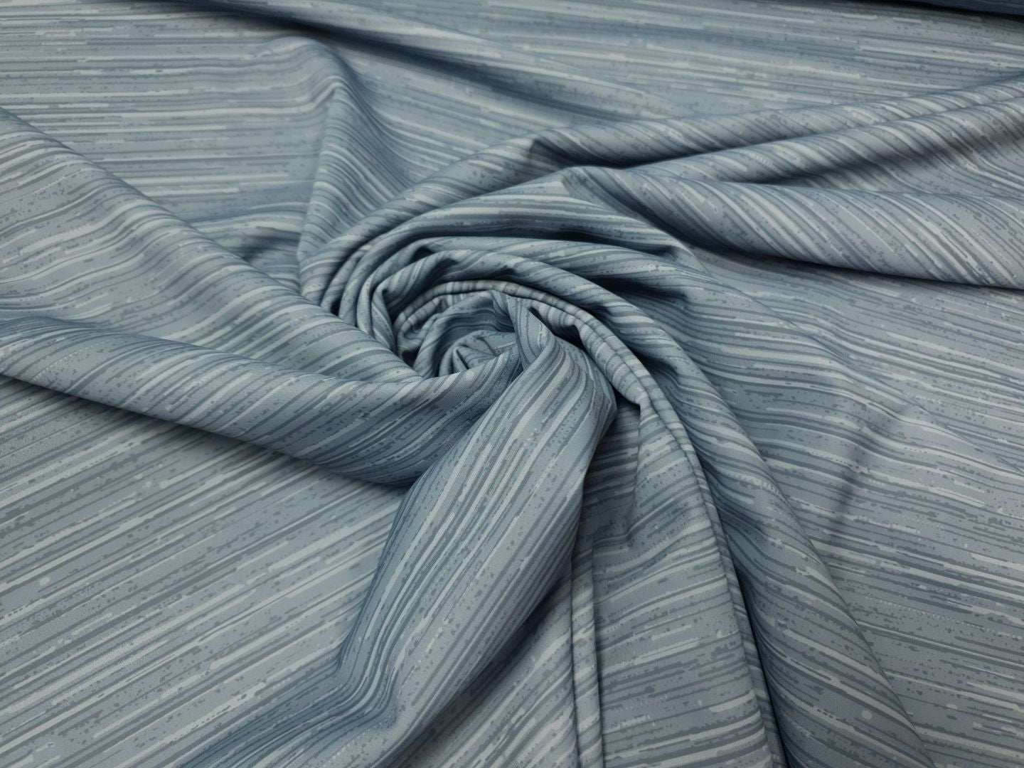 Bade und Sportlycra stahlblau