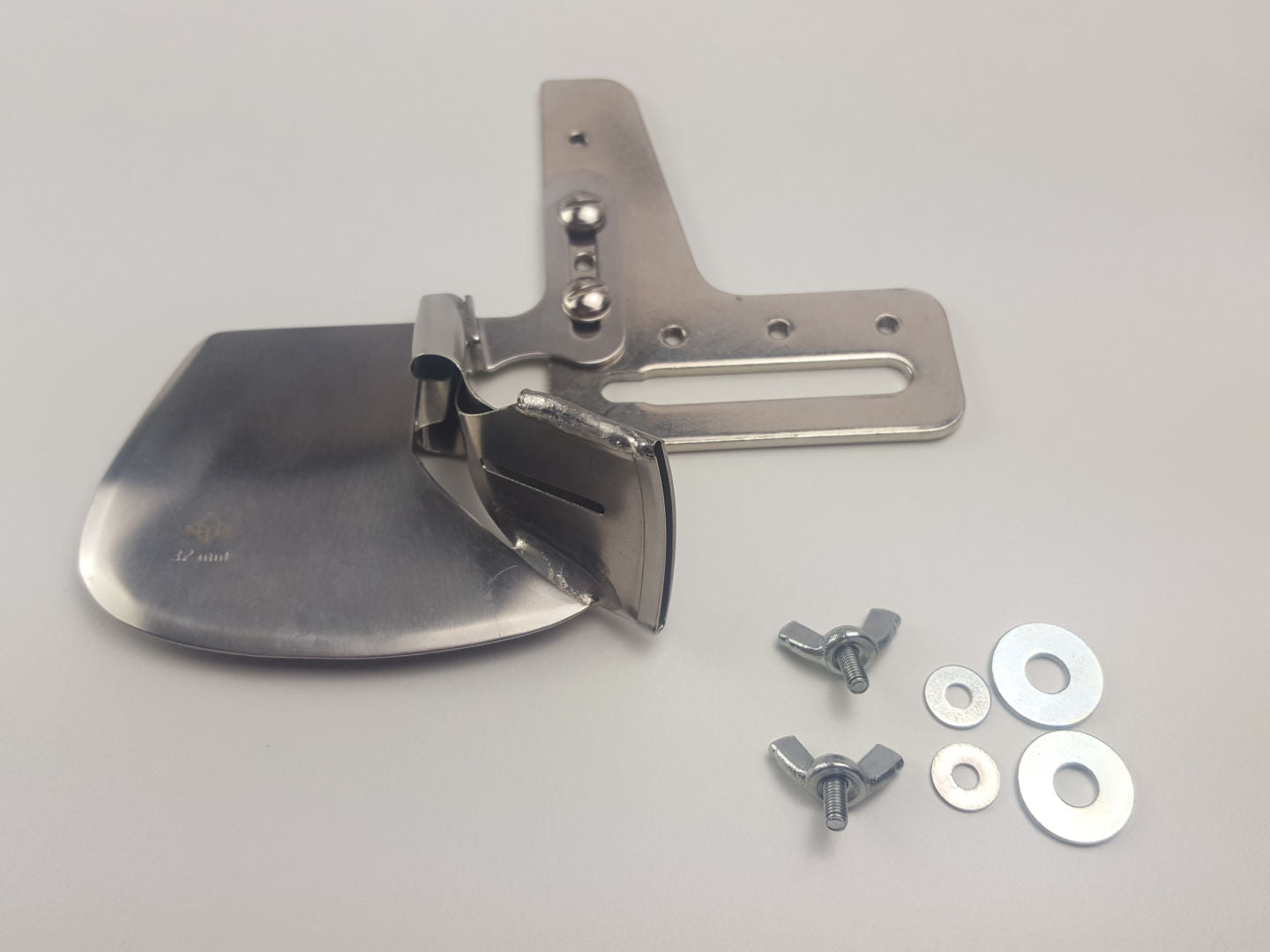 Bandeinfasser/ Doppelfalteinfasser 32mm -> ca. 9mm für die Juki Cover