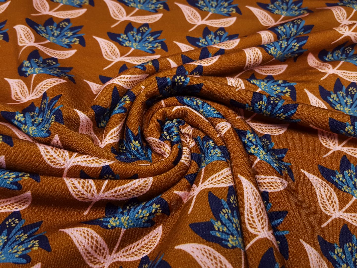 Bolero Blooms fuchsbraun/blau/rosa