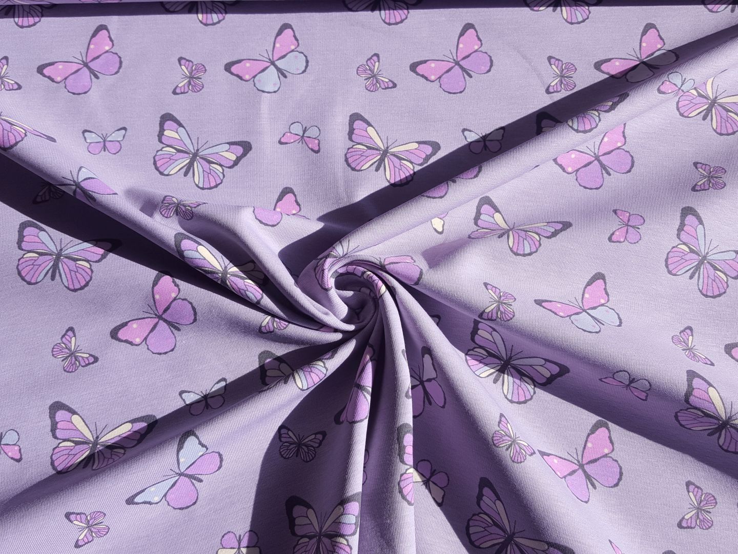 Einzelstück Butterfly lilagrau/weiss/bunt