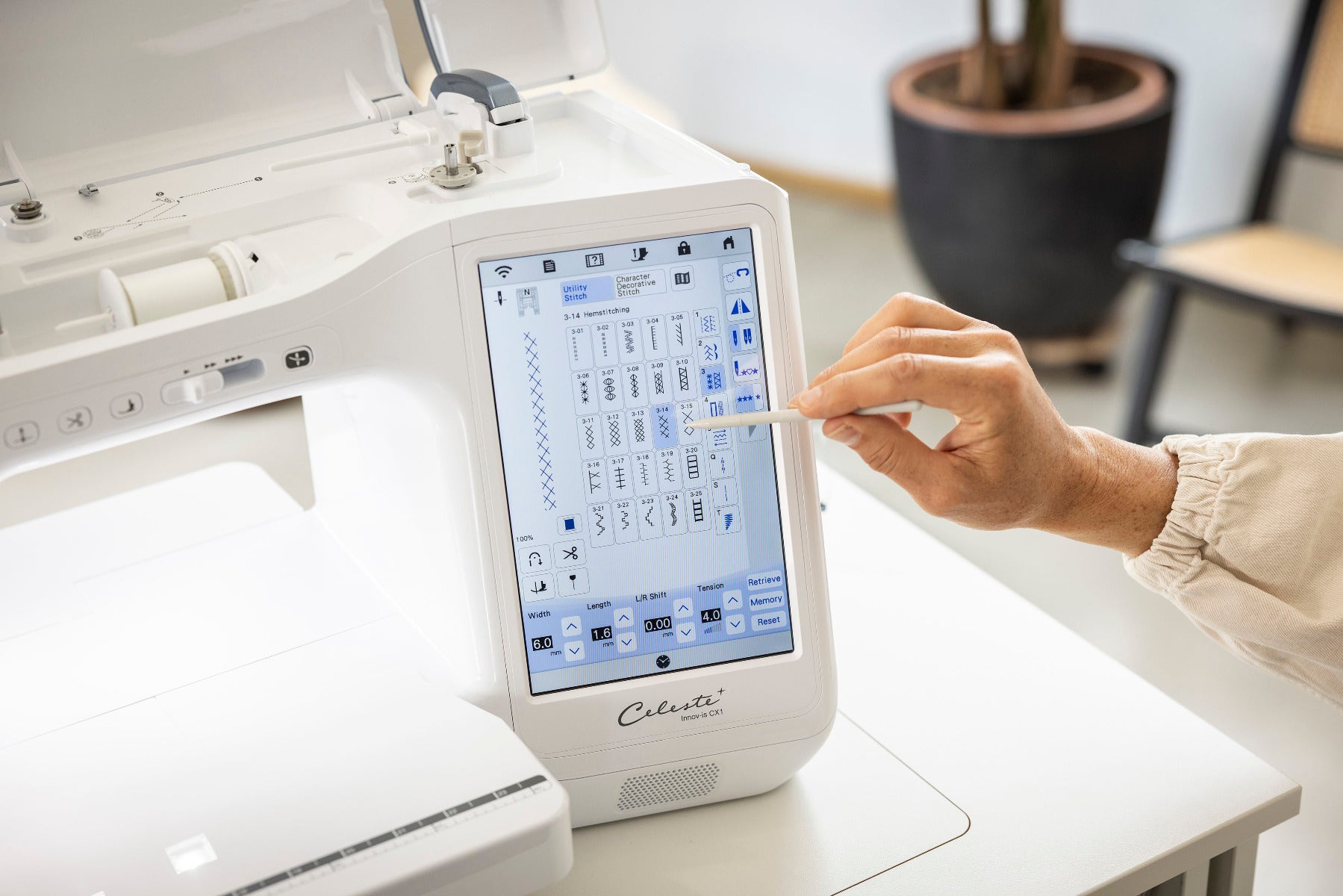 Brother Celeste Innov-is CX1 Näh- und Quiltmaschine, Eintauschaktion