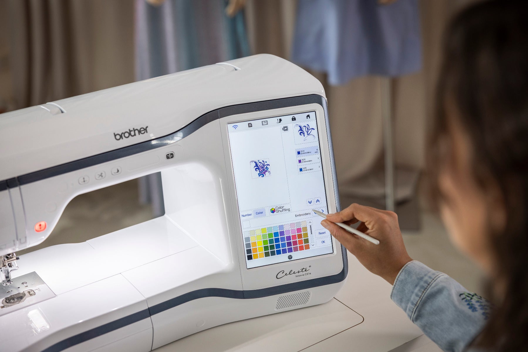 Brother Celeste Innov-is CX1e Stickmaschine