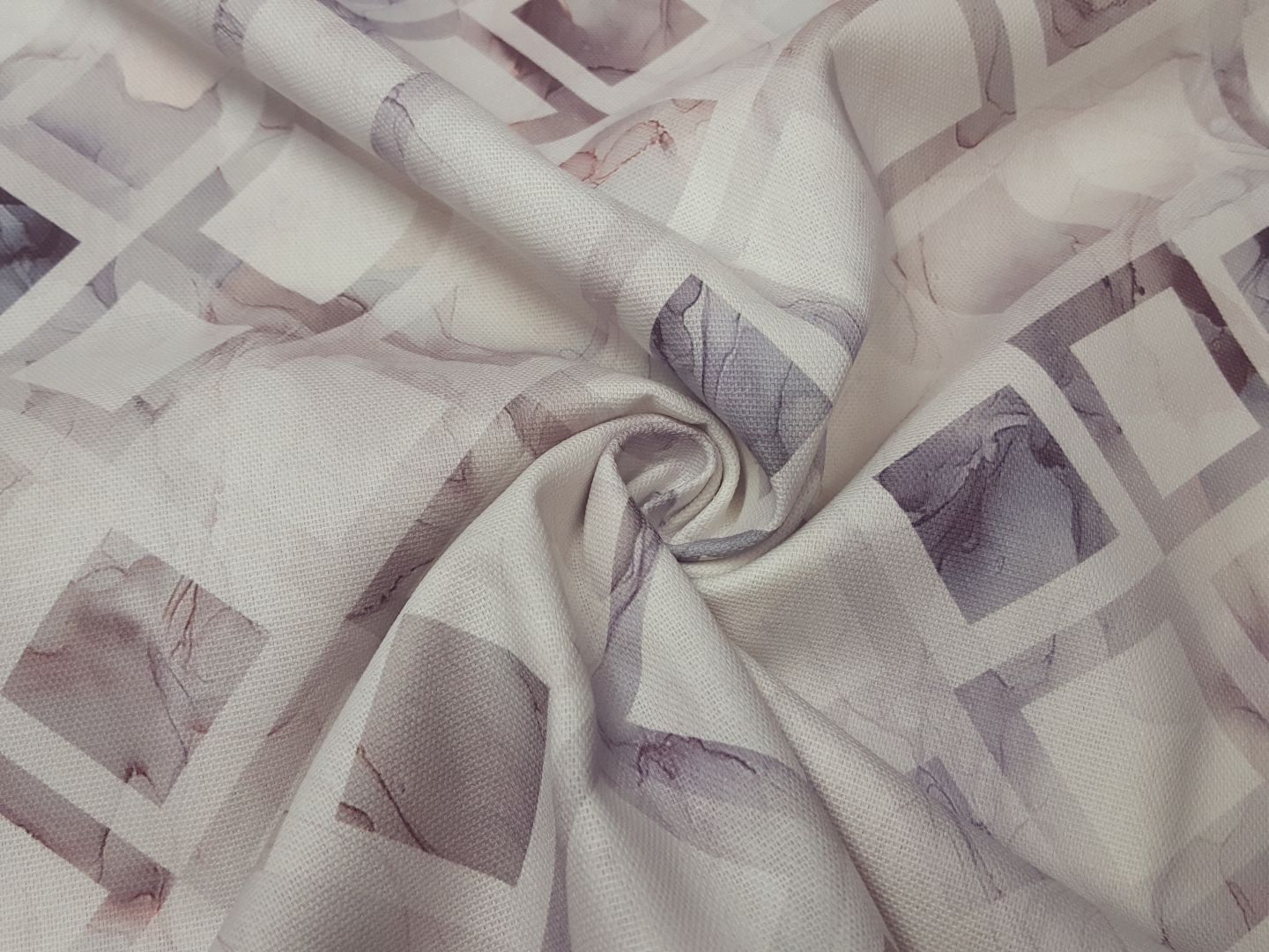 Diagonal Check offwhite/taupe/grau