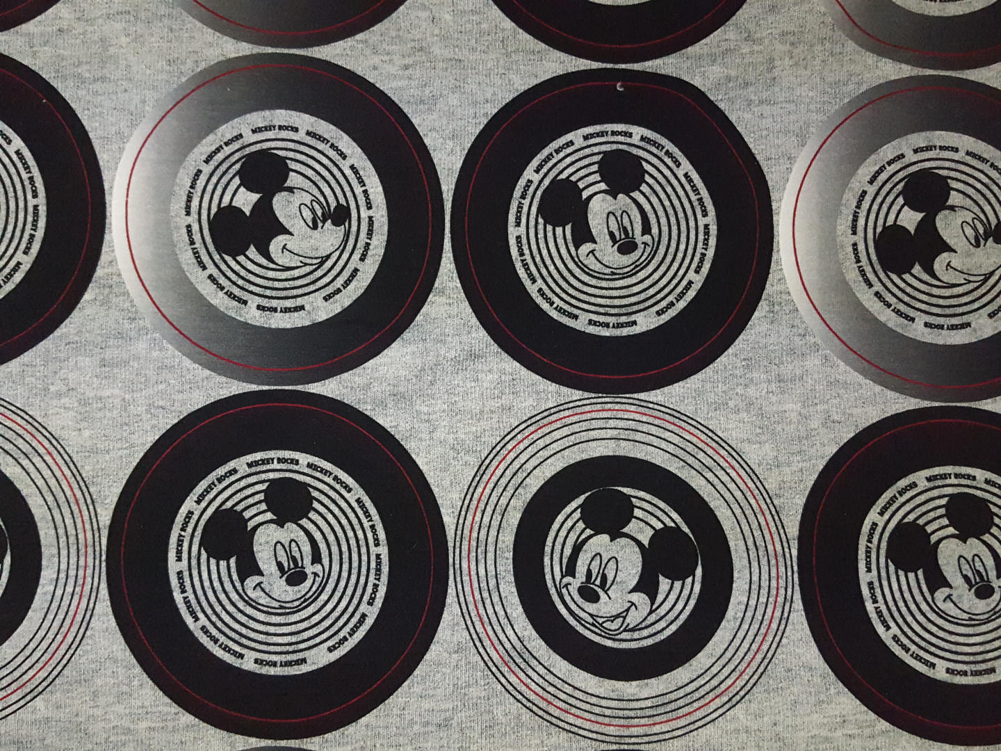 Disney-Jersey Mickey grau meliert/schwarz/rot