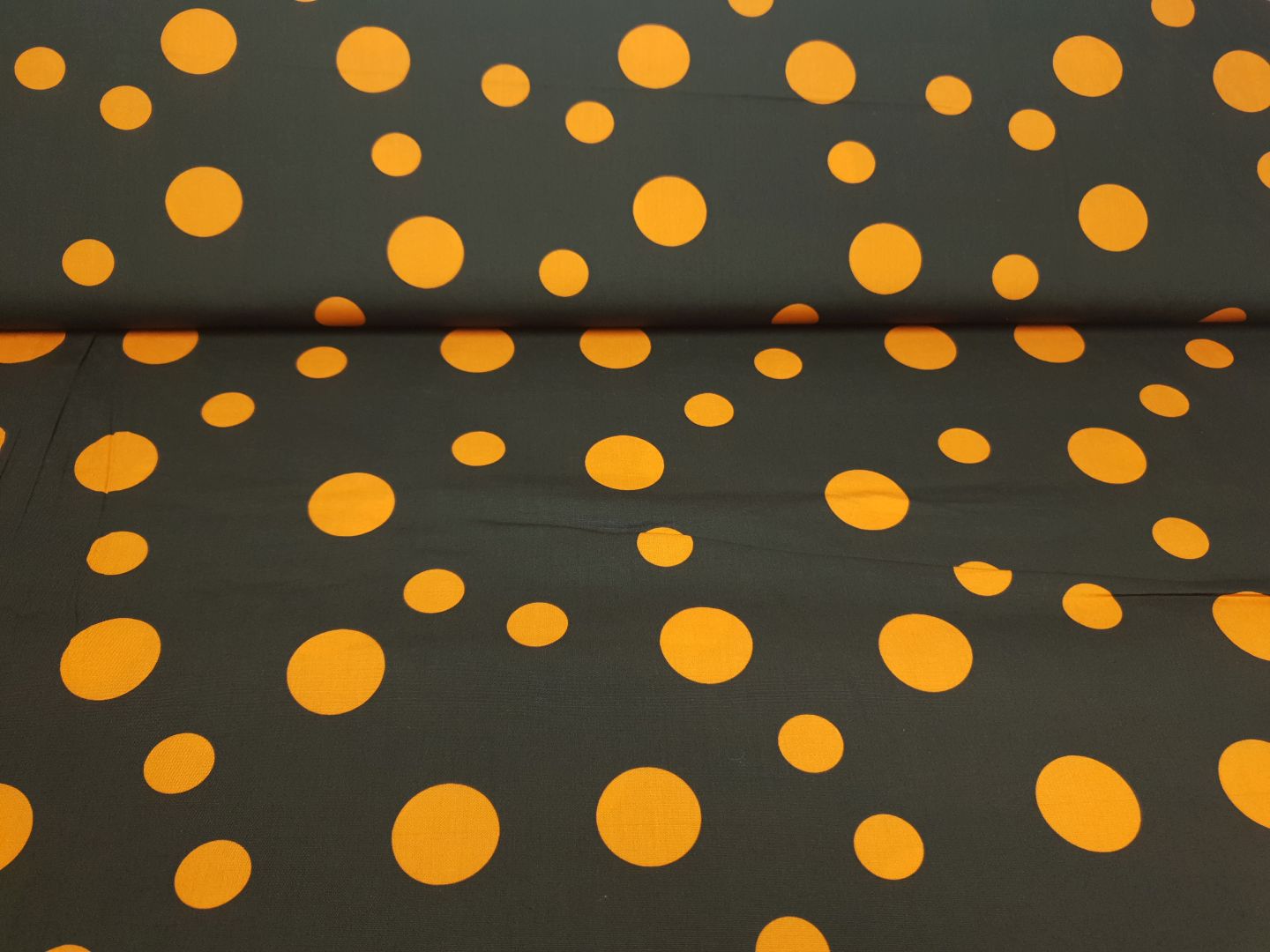 Dots schwarz/fuchsrot