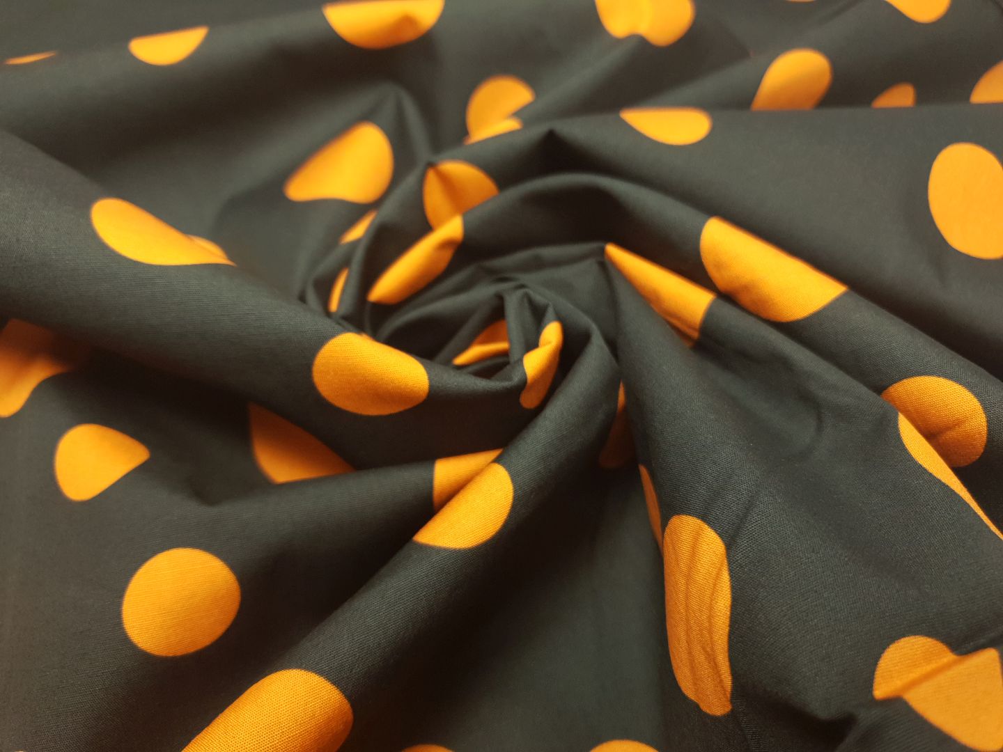 Dots schwarz/fuchsrot