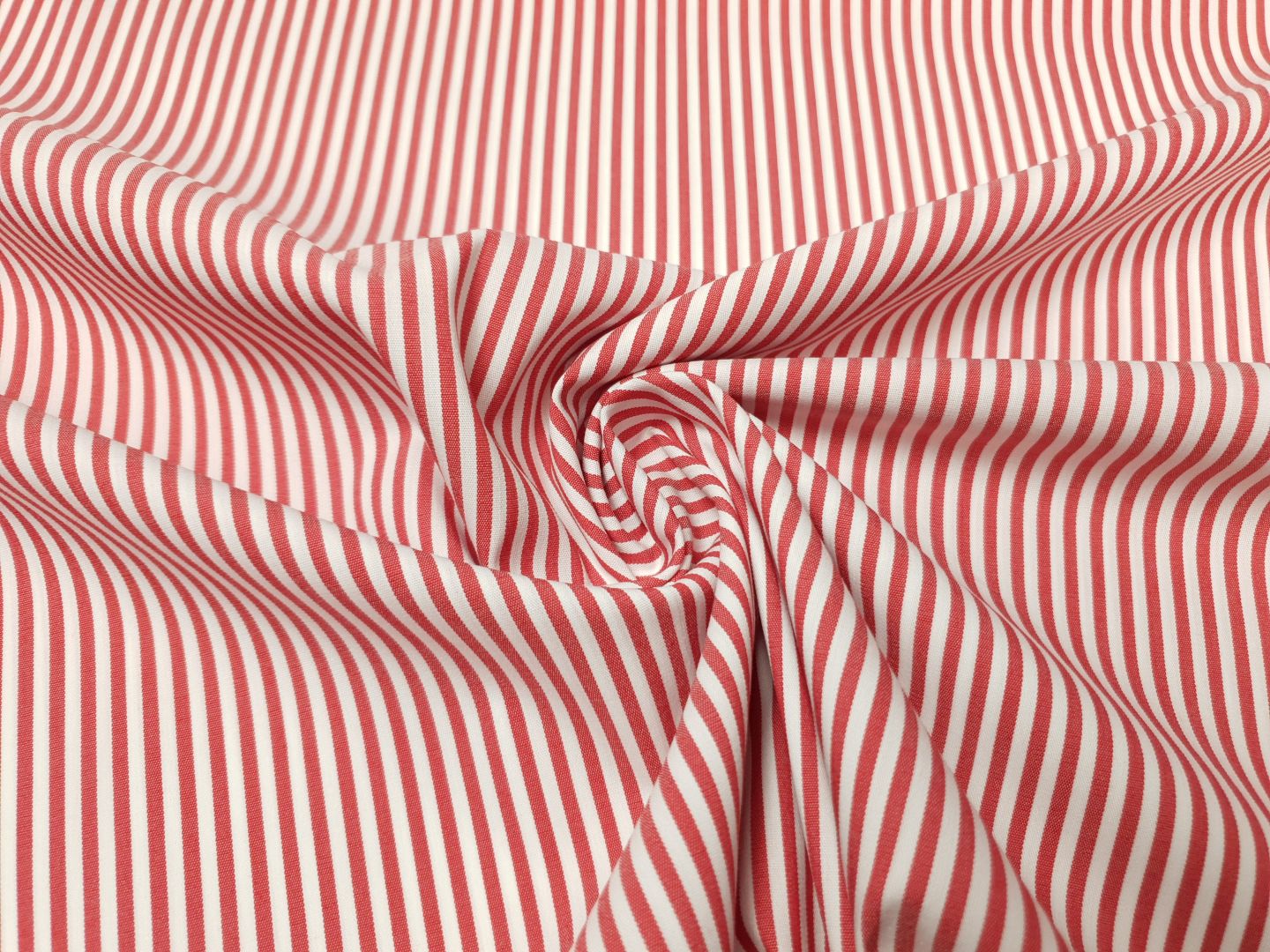 elast. Baumwollwebware Stripes rot/weiss