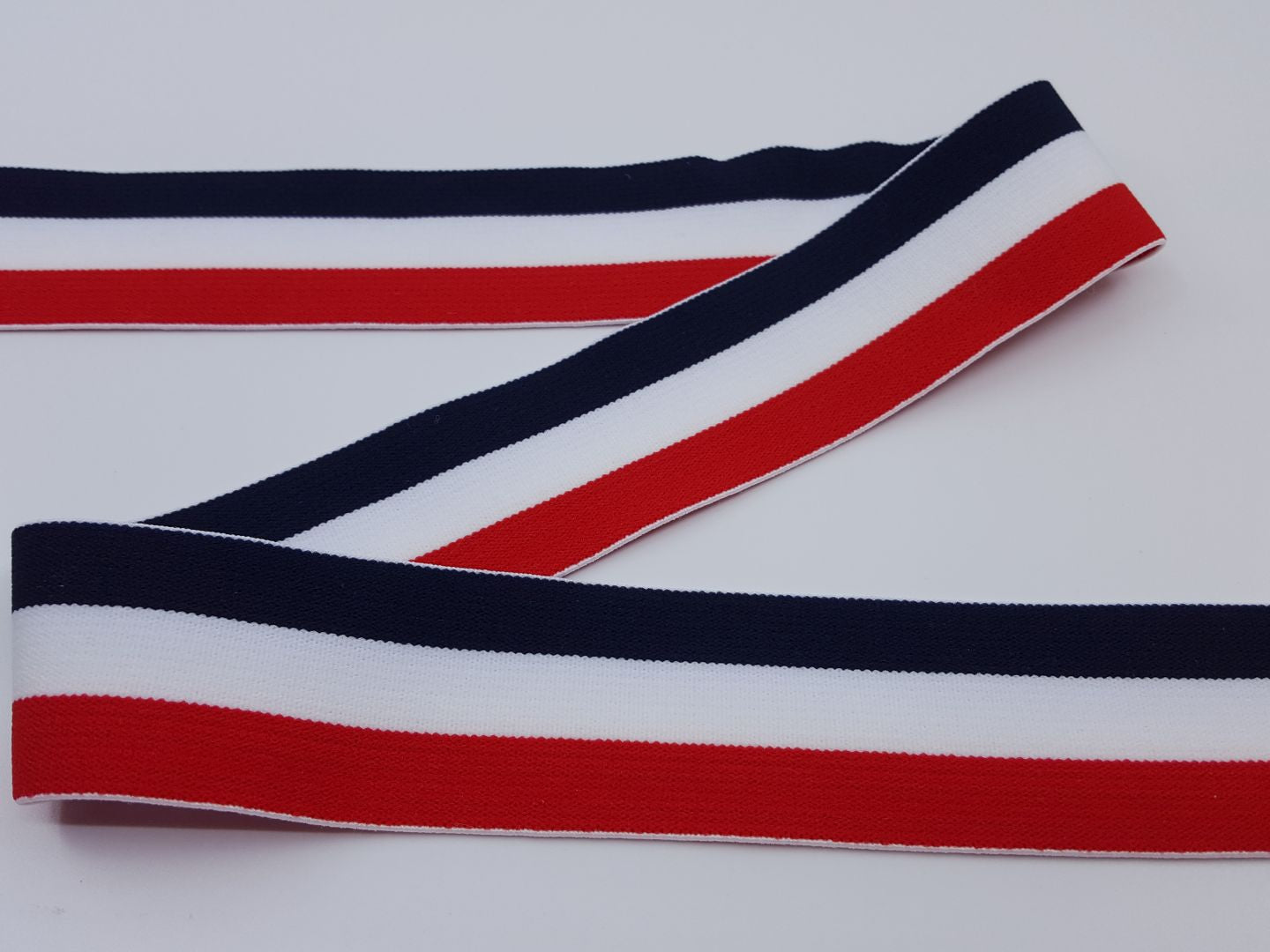 Elastisches Gummiband dunkelblau-weiss-rot