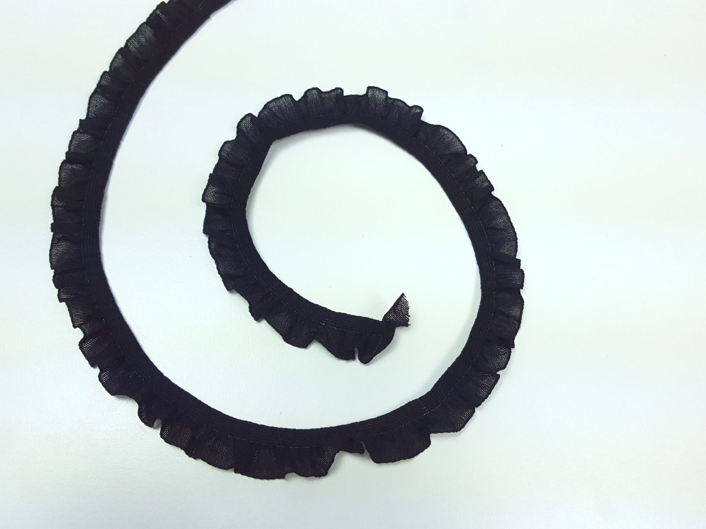 Elastisches Kräuselband schwarz