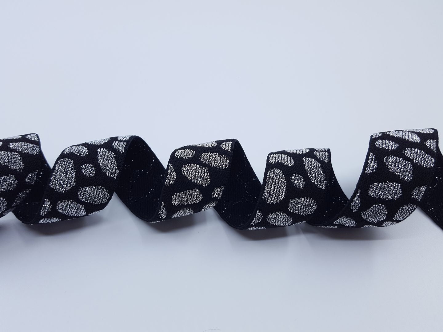 Elastisches Metall Gummiband Leo schwarz/silber