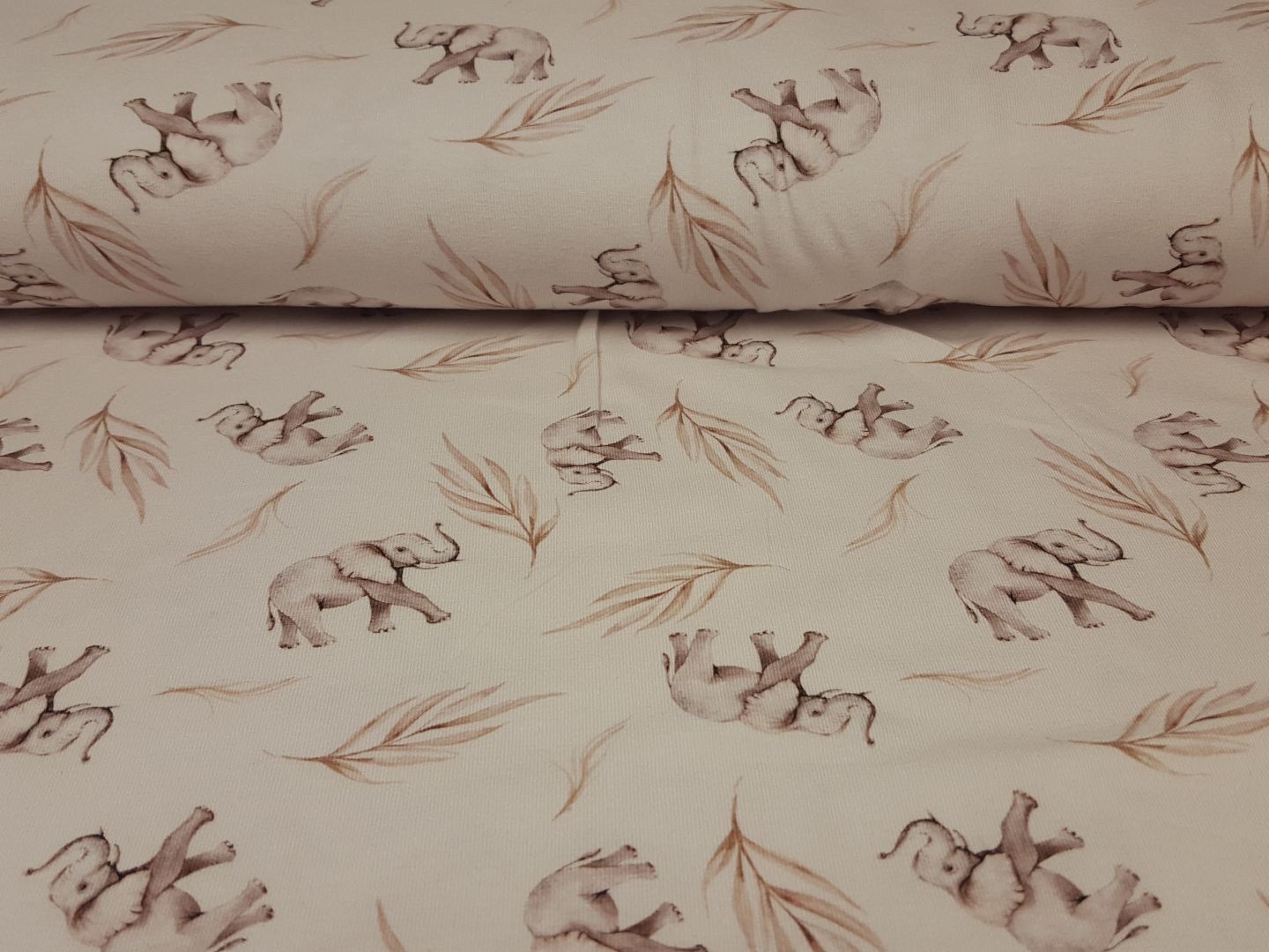 Elephants ecru/beige/hellgrau