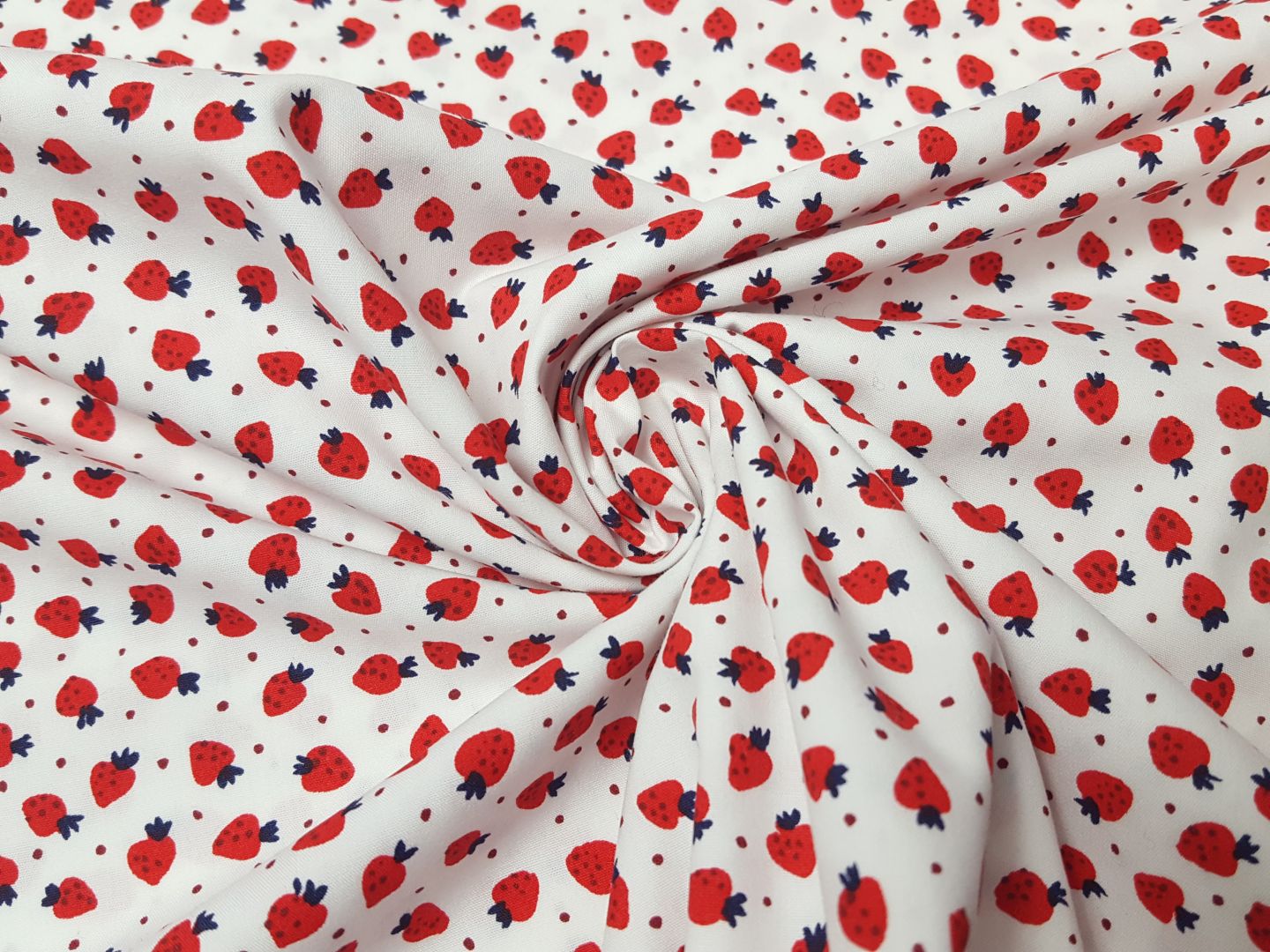 Fragola offwhite/rot/dunkelblau