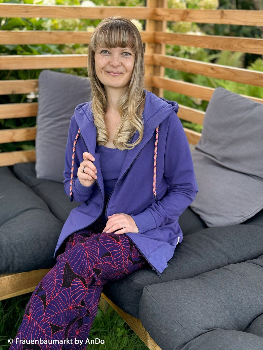 Tropical Forest by Thorsten Berger schwarz/marine/rot