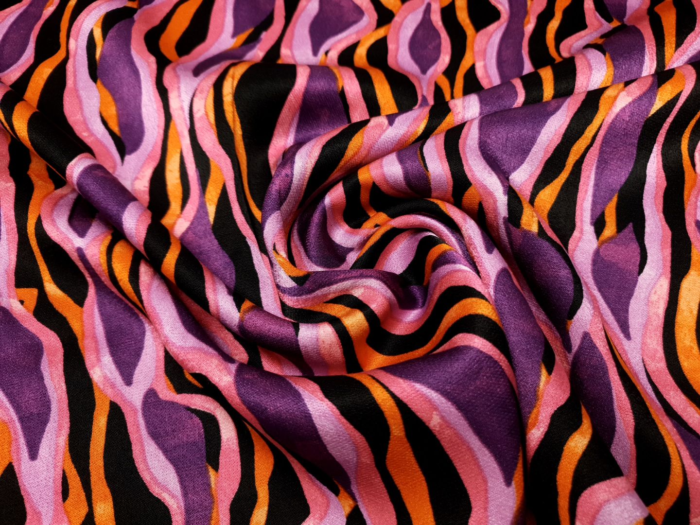 Garland schwarz/violett/orange/pink