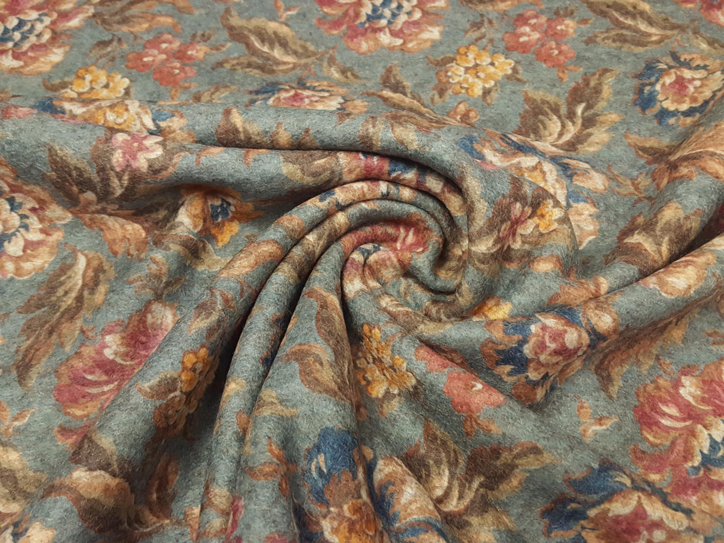 Gewalkter Strick Piana graublau/blau/braun