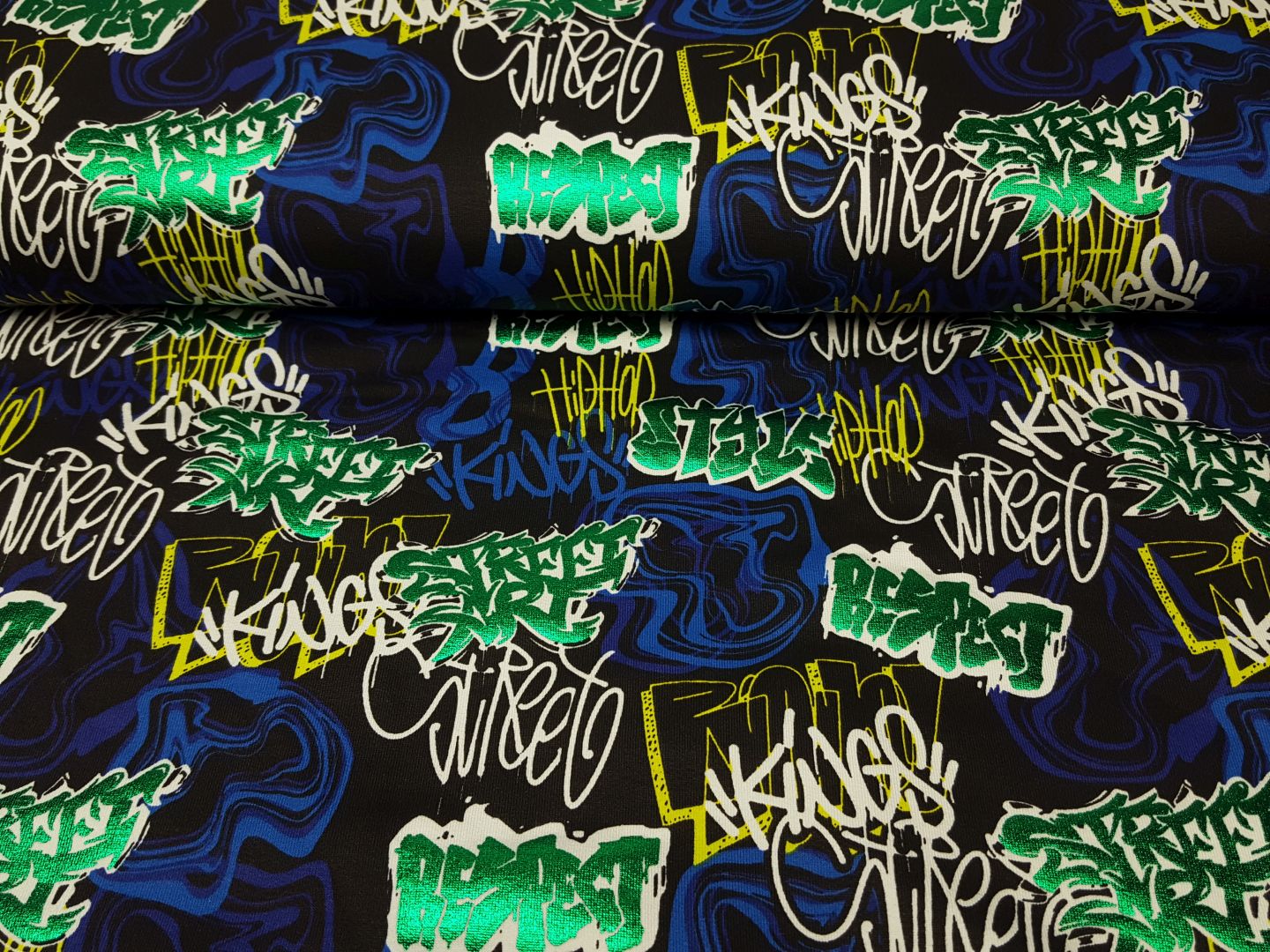 Grafitti schwarz/blau/gelb/grün