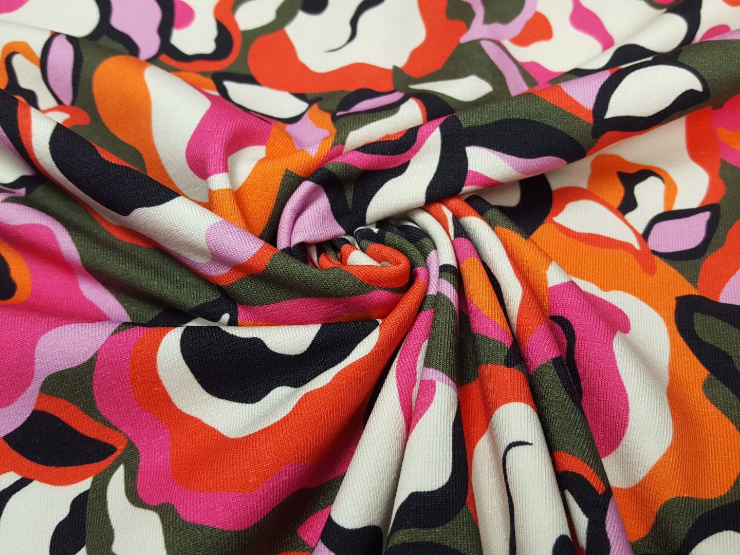 Graphic Flowers khaki/bunt/offwhite