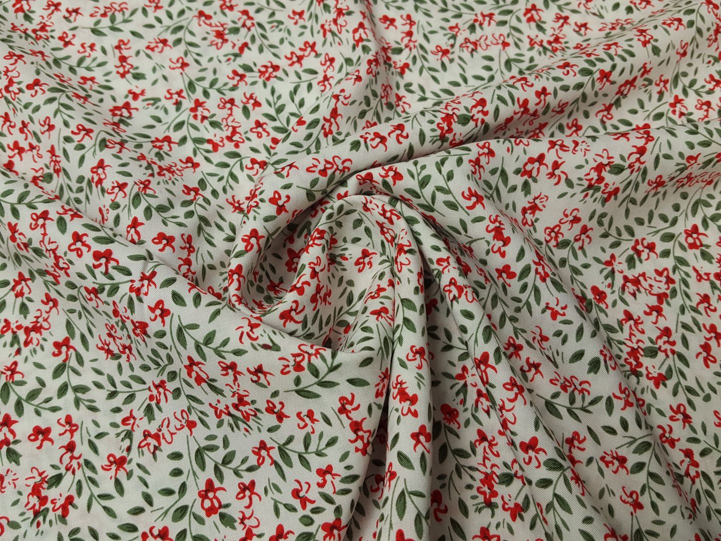 Hailey offwhite/grün/rot