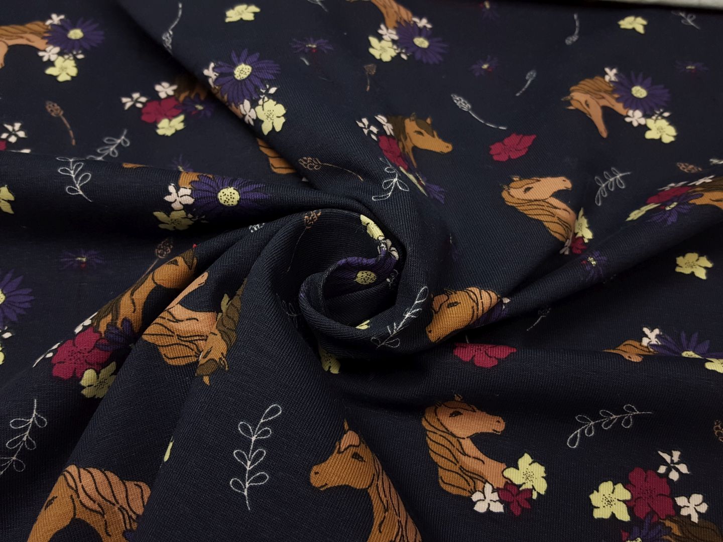 Horses navy/beige/violett/pink