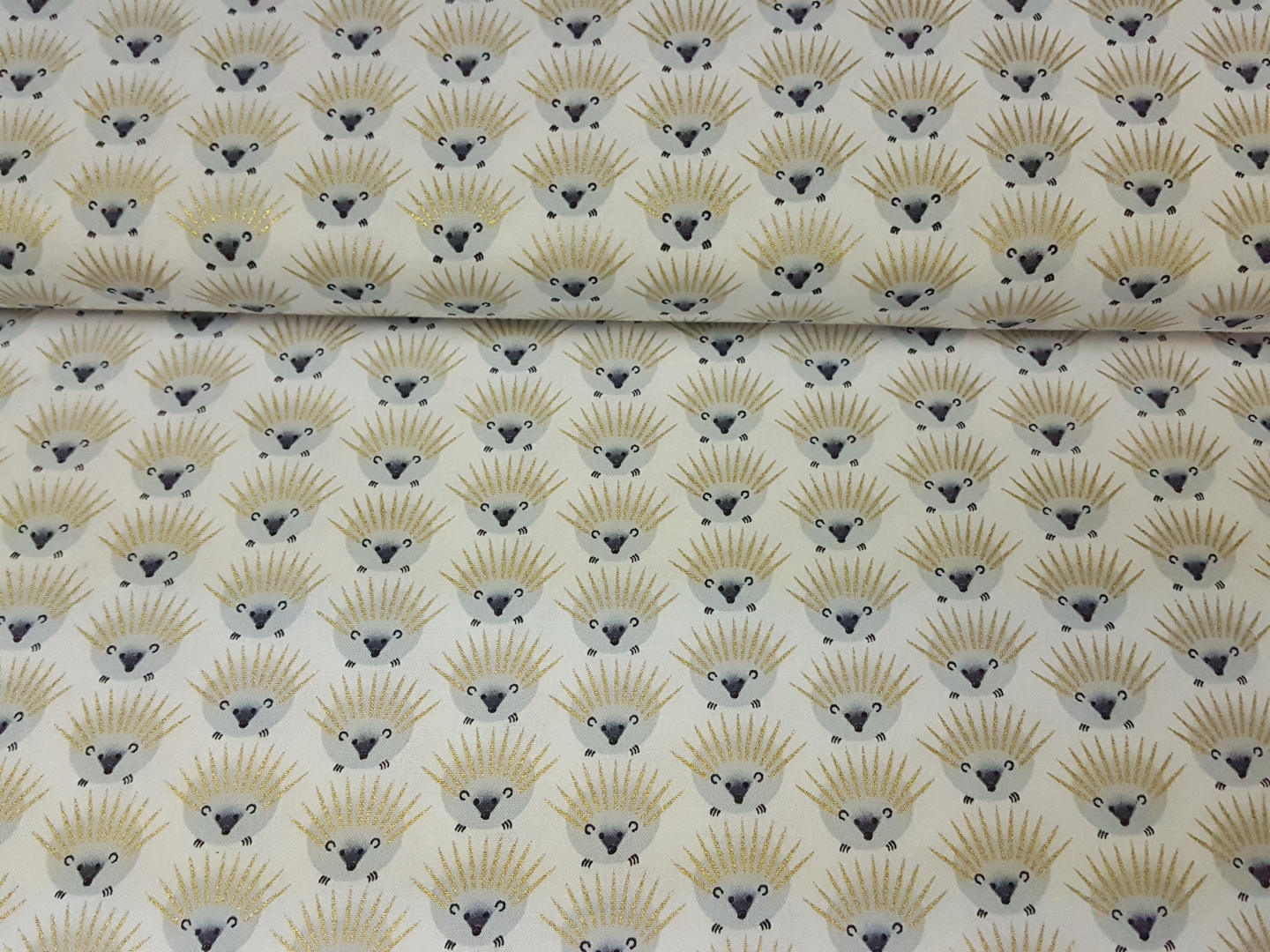 Igel offwhite/gold/hellgrau