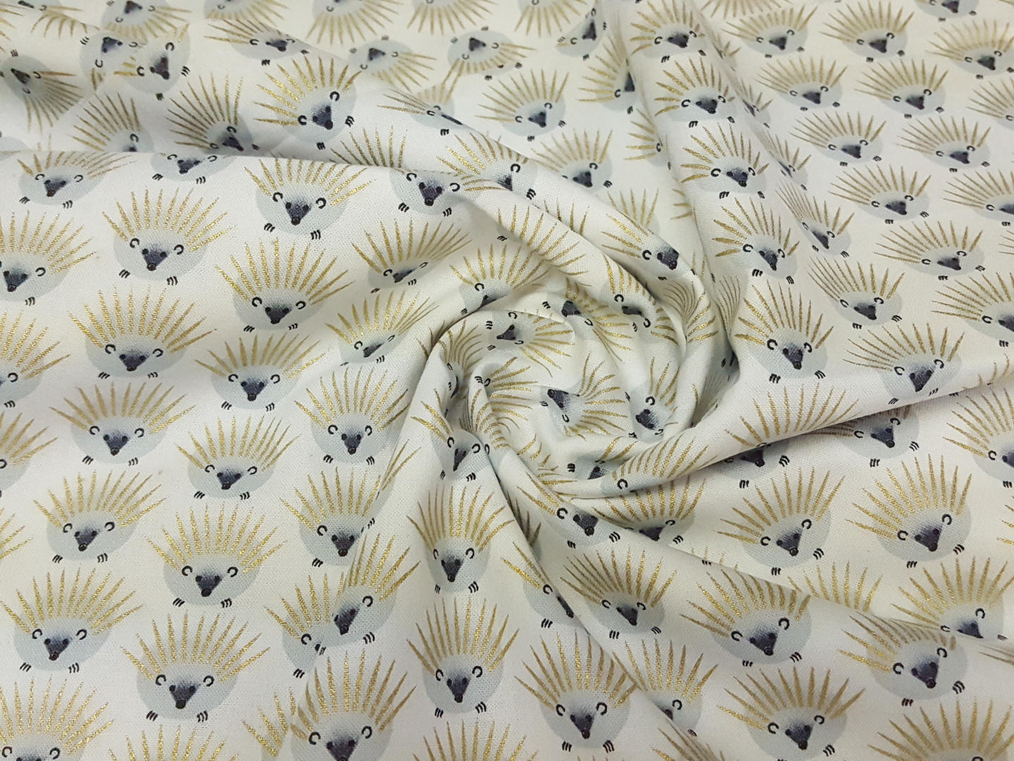 Igel offwhite/gold/hellgrau