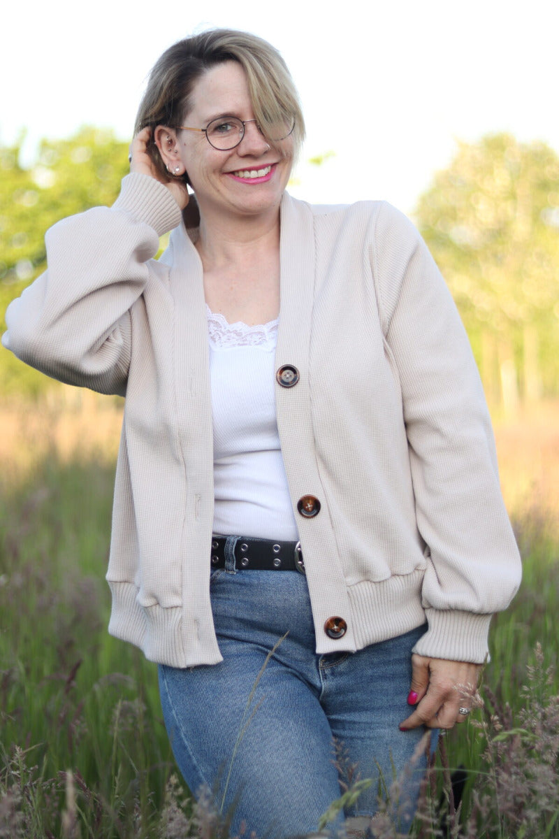 Papierschnittmuster Strickjacke Karo Damen von Fadenkäfer