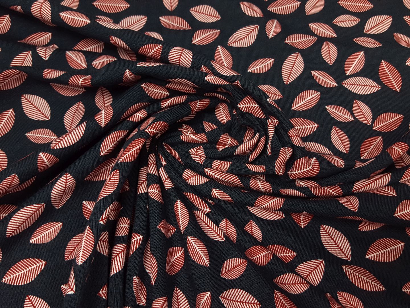 Jersey dunkelblau/rot