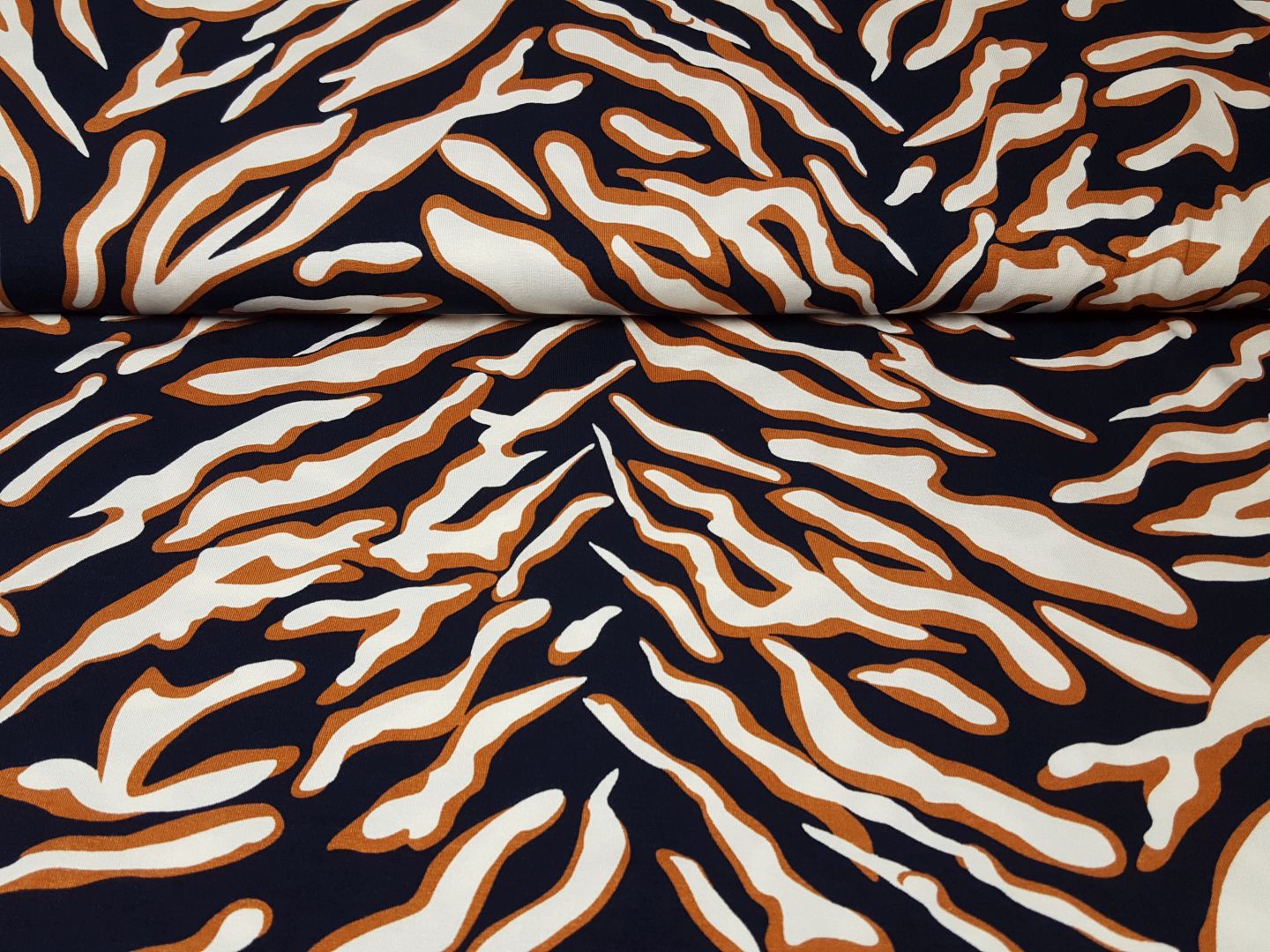 Jungle Fever nachtblau/ecru/fuchsbraun