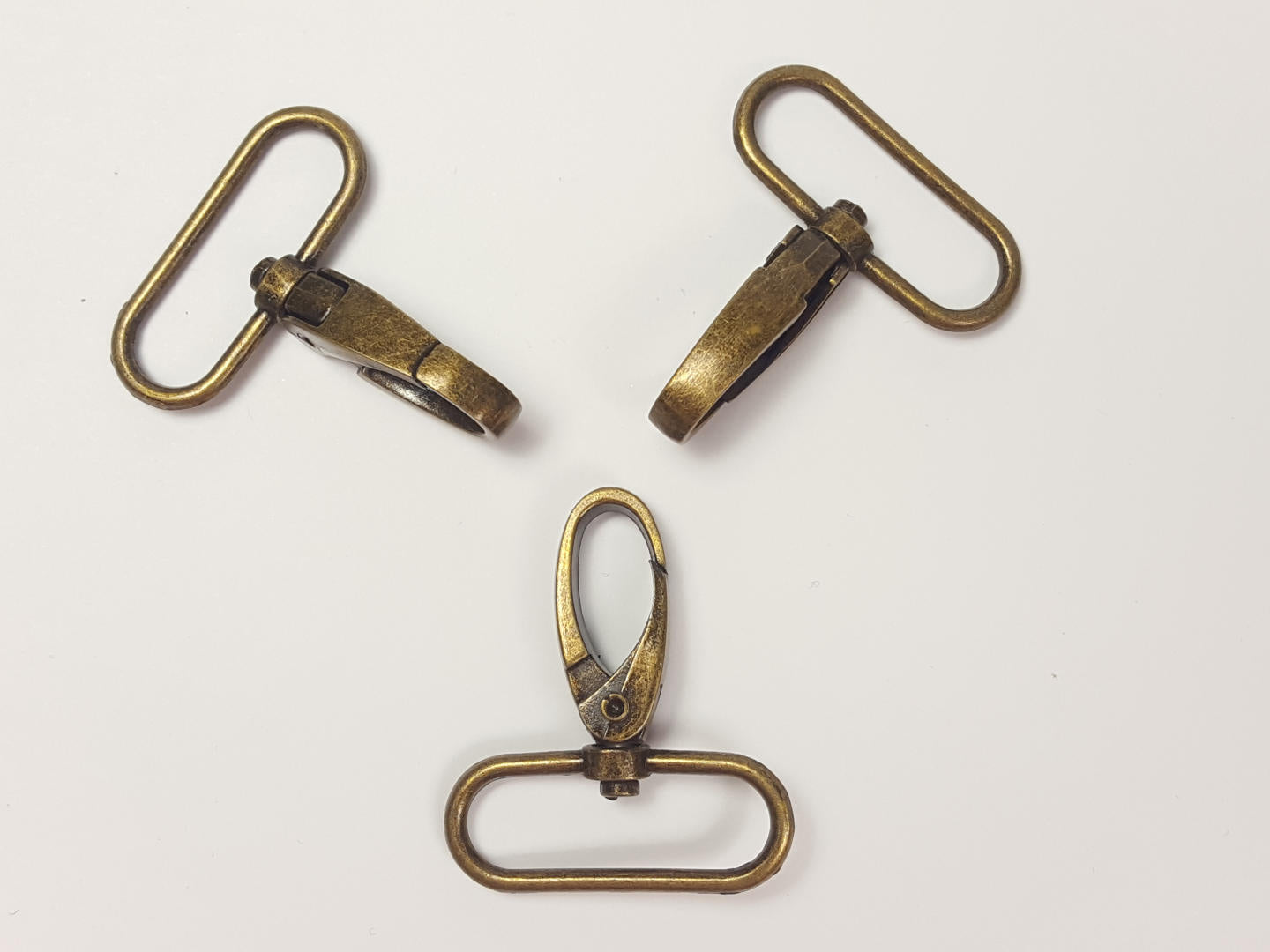 Karabinerhaken altmessing für 40mm Gurtband