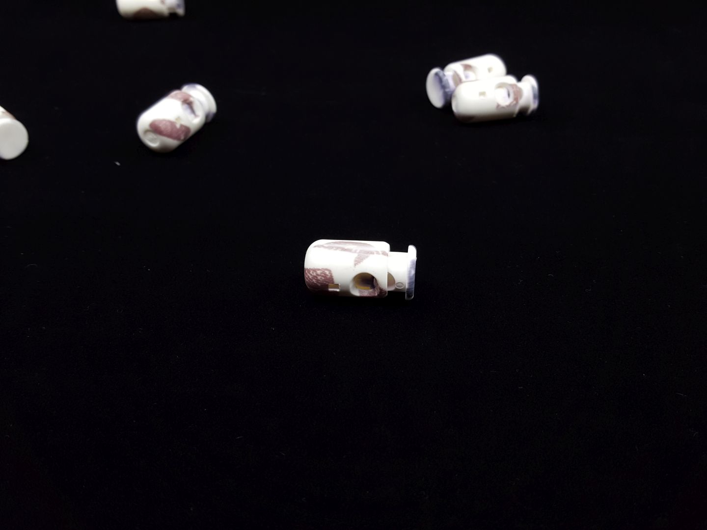 Kordelstopper 3mm weiss/beige