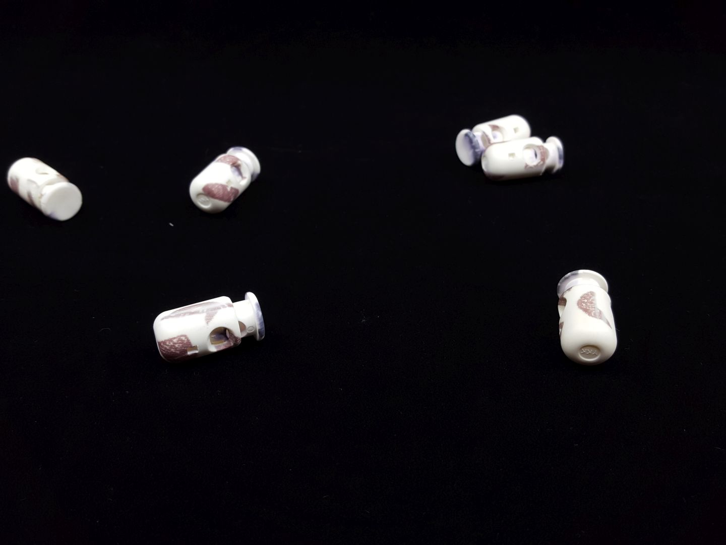 Kordelstopper 3mm weiss/beige