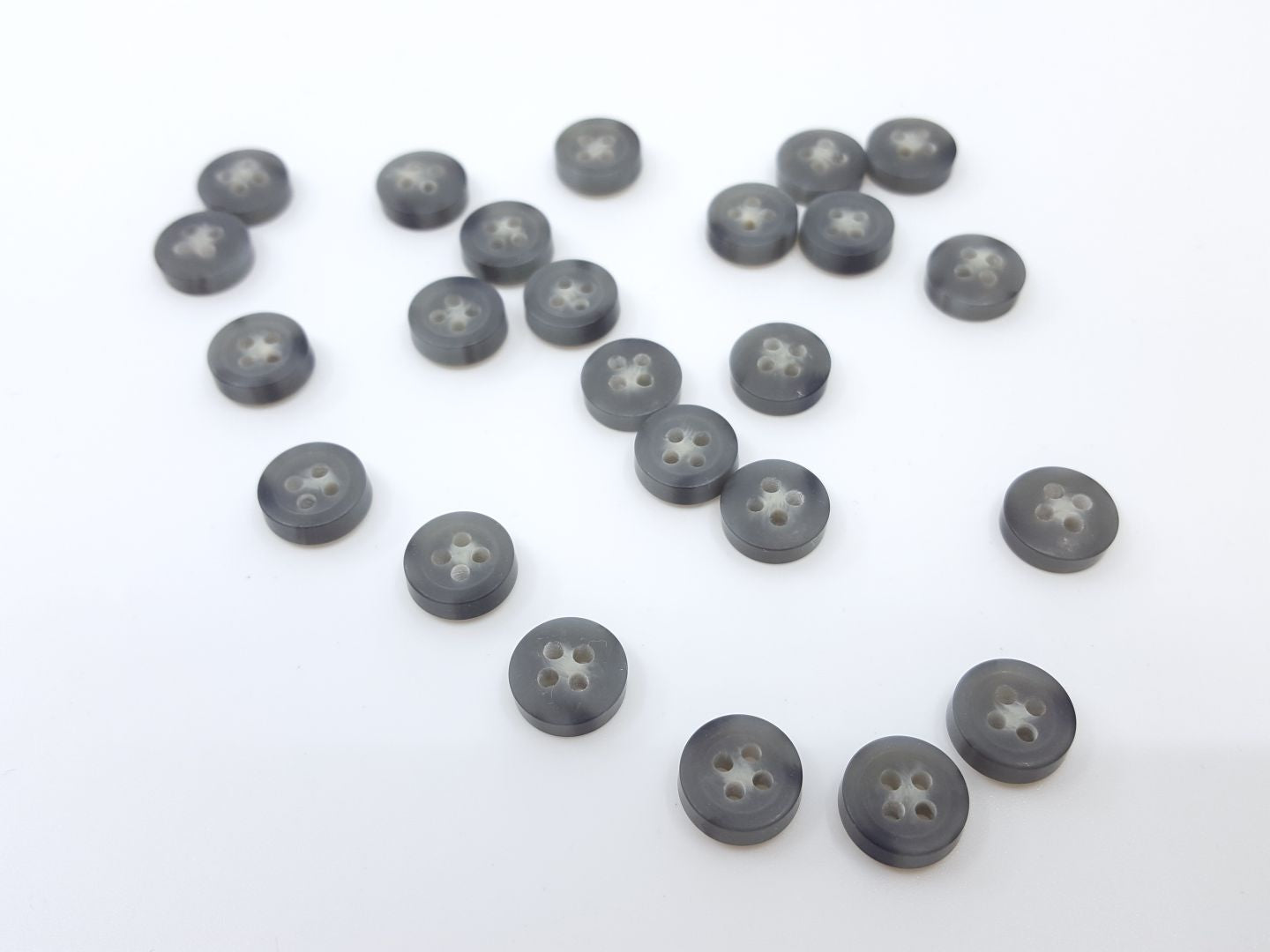 Kunststoffknöpfe mit Rand grau 11mm