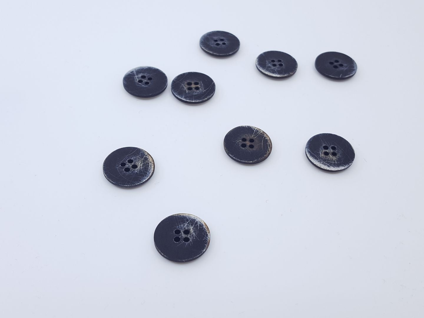 Kunststoffknöpfe schwarz 17mm