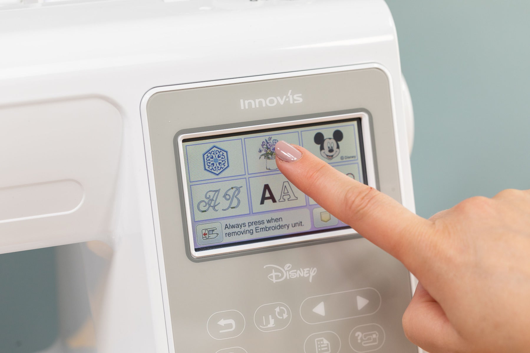 Brother Innov-is M340ED Disney Stickmaschine