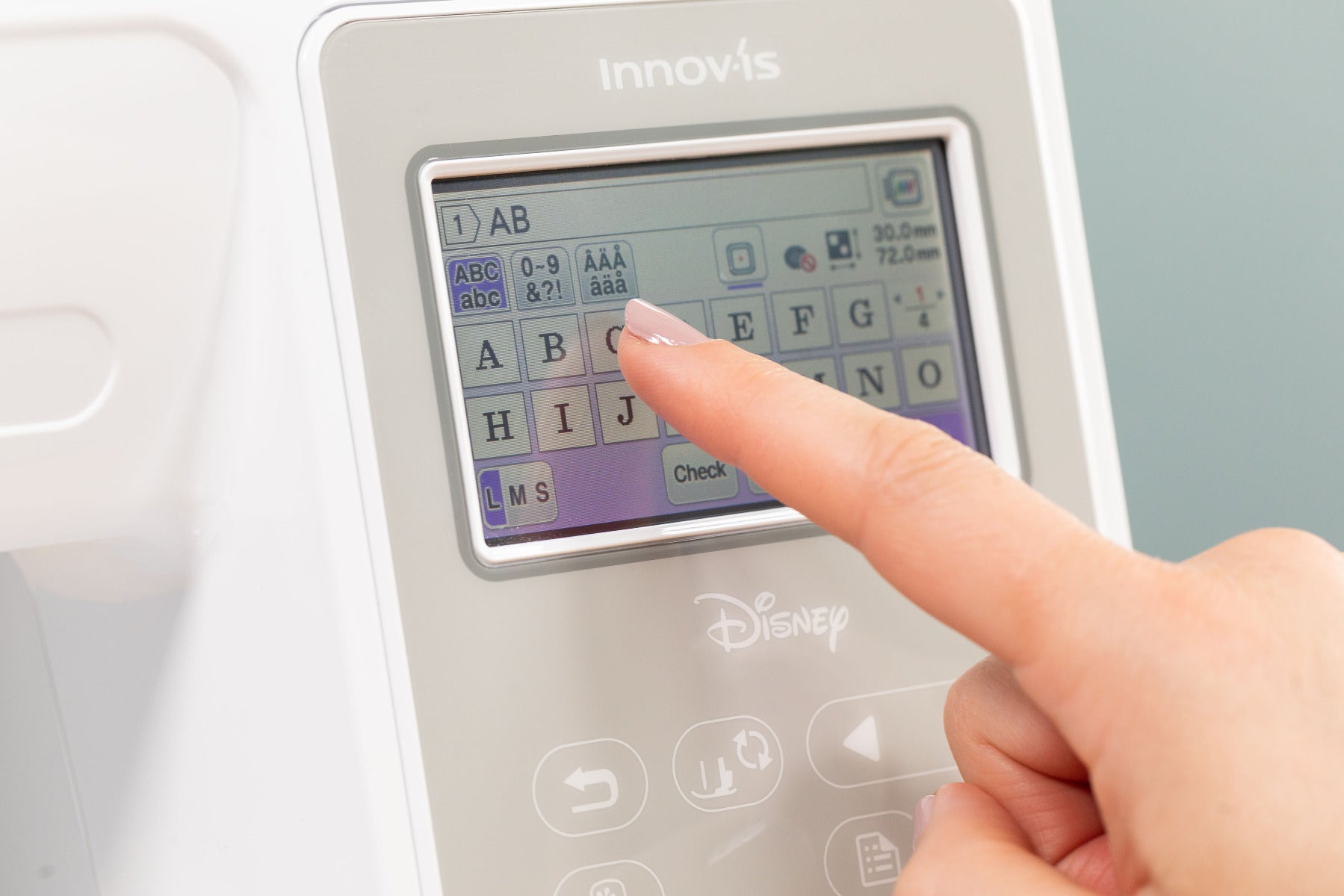 Brother Innov-is M340ED Disney Stickmaschine