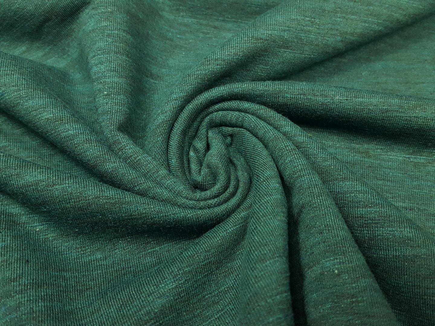 Jogging dunkelgrün meliert