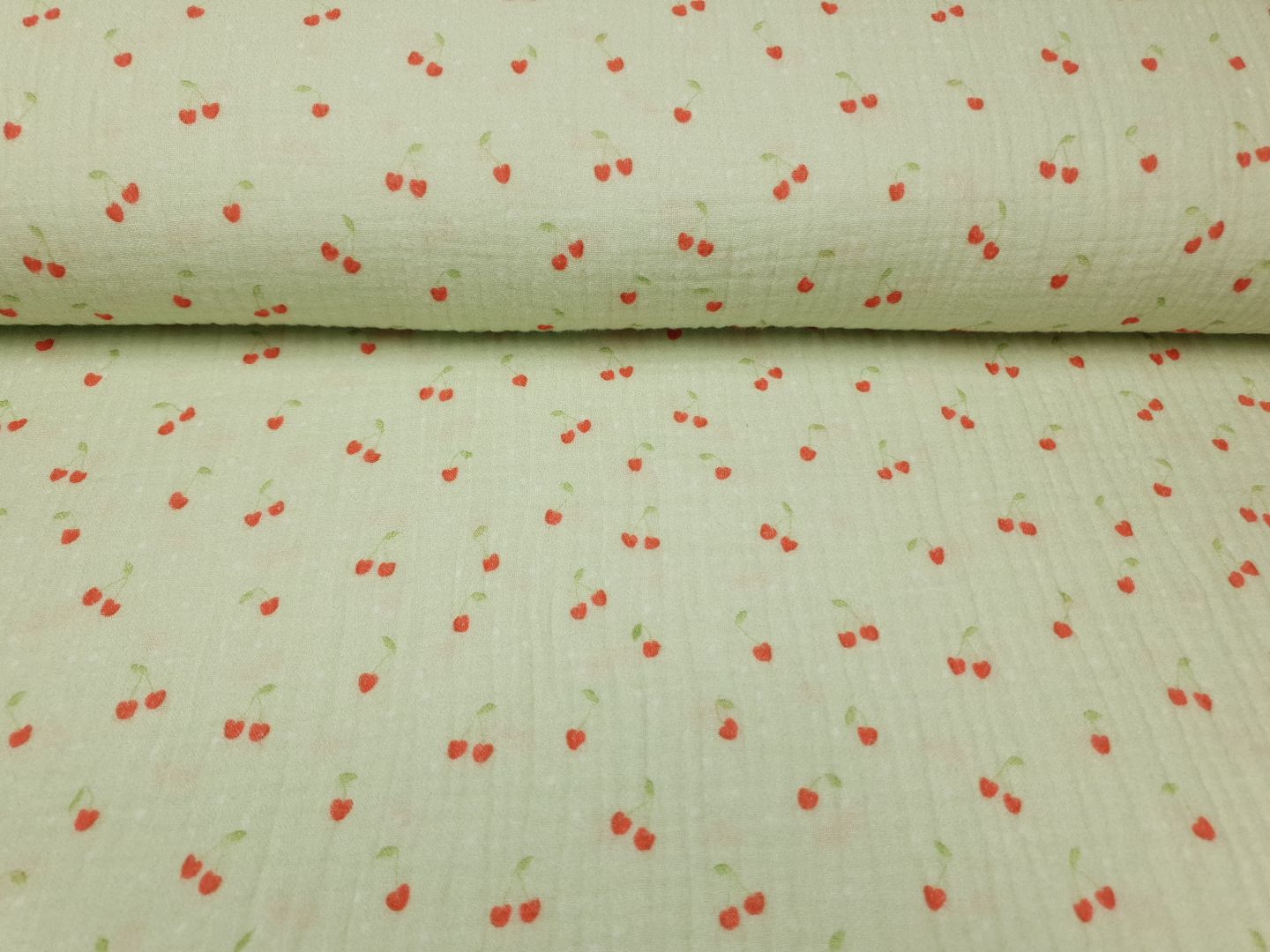 Muslin-Double Gaze Cherries blassgrün/rot