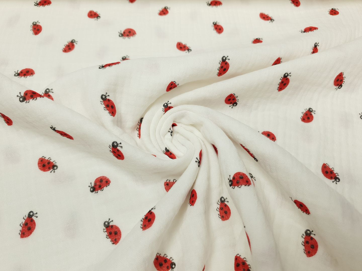 Muslin-Double Gaze Ladybugs offwhite/rot/schwarz